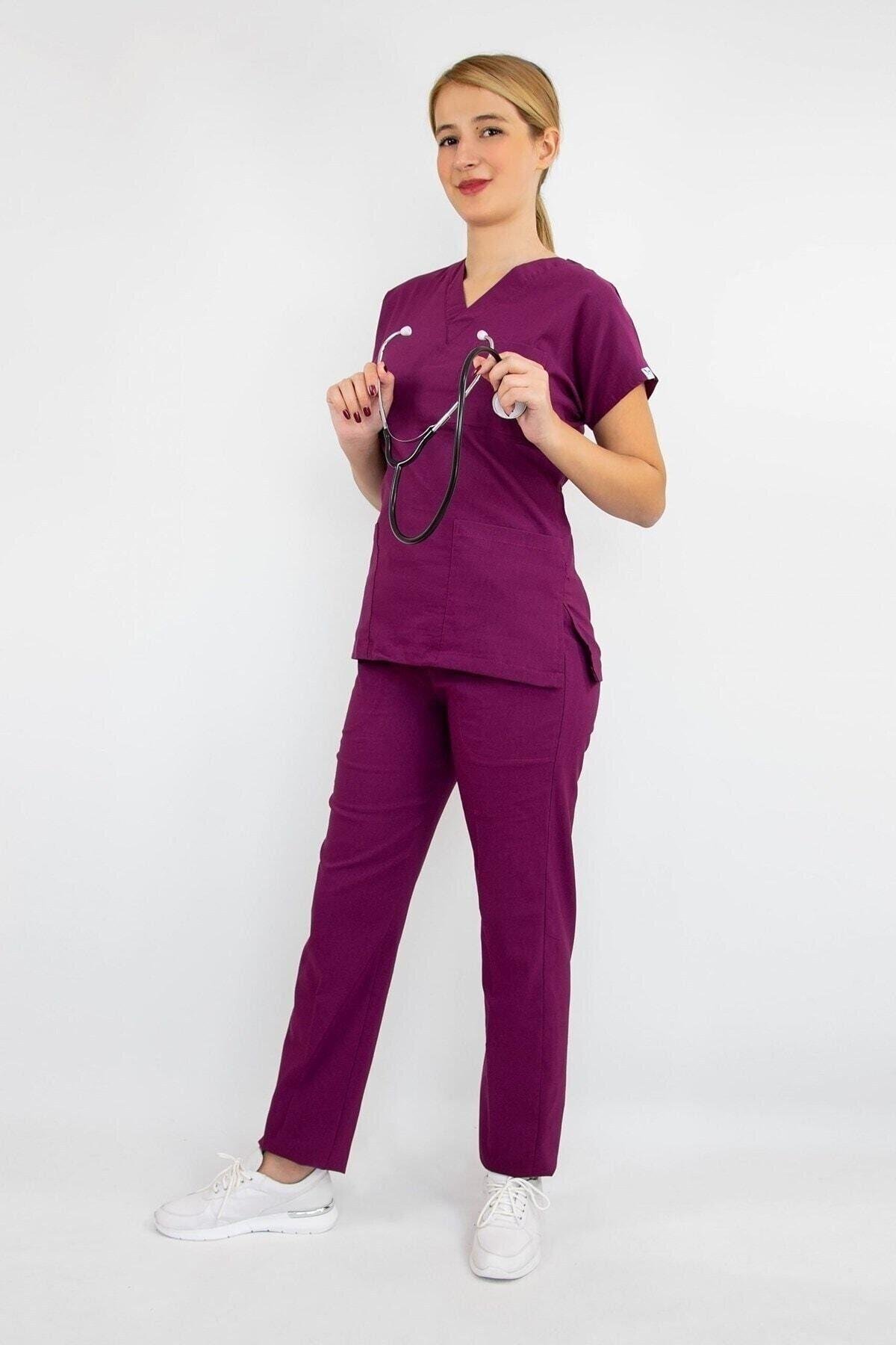 Açık Mürdüm Likralı Alt Üst Takım-Nur Medikal Giyim