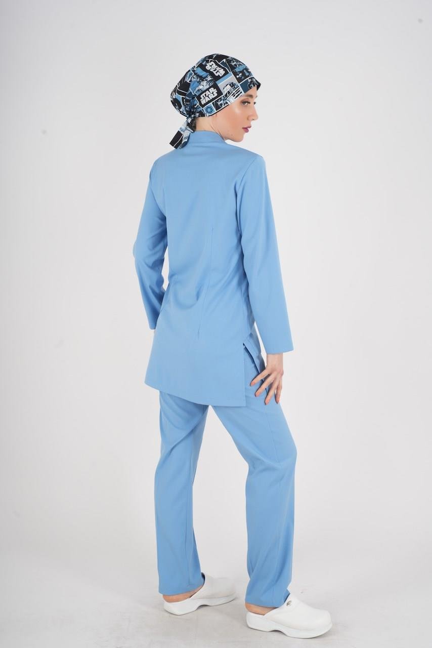 Bebe Mavi Renk Sakur Model Tesettür Doktor Hemşire Scrubs Üniforma Takımı-Nur Medikal Giyim