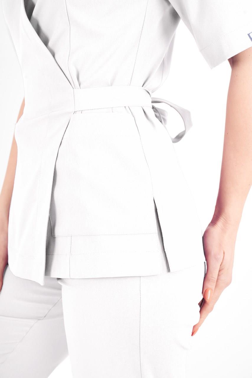 Beyaz Elegant Model Cerrahi Üniforma Belden Bağlamalı Scrubs Takım-Nur Medikal Giyim