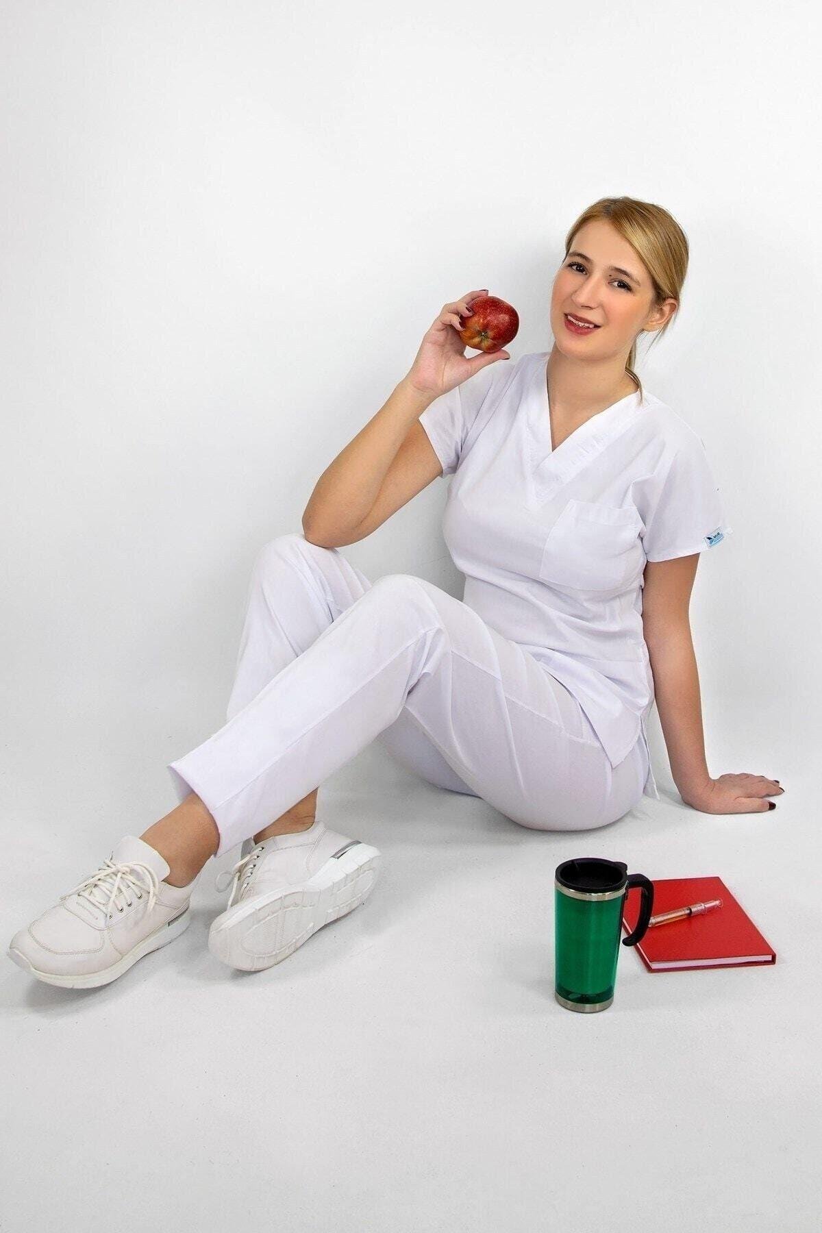 Beyaz Likralı Alt Üst Takım-Nur Medikal Giyim