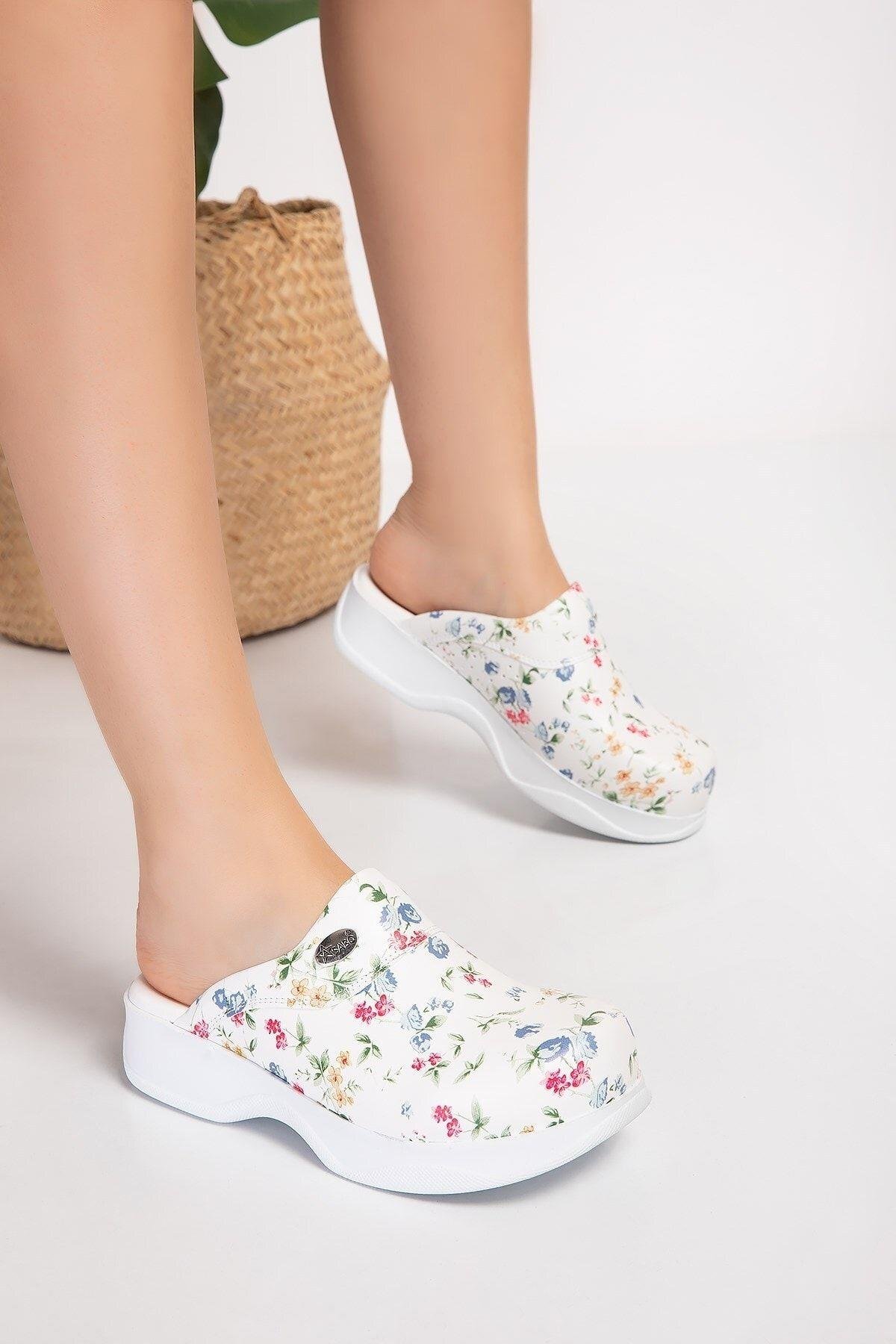 Çiçek Desenli Klasik Model Erkek Ortopedik Sabo Terlik 209/109-Nur Ortopedi