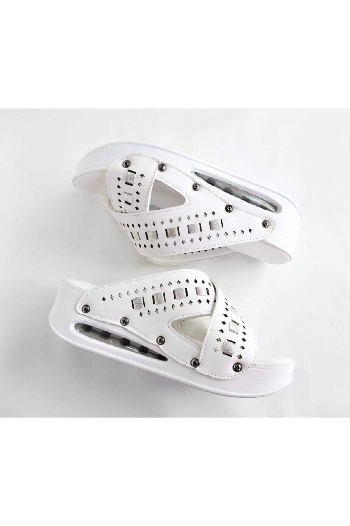 Kadın Beyaz Delikli Örgülü Sabo Terlik-Nur Ortopedi