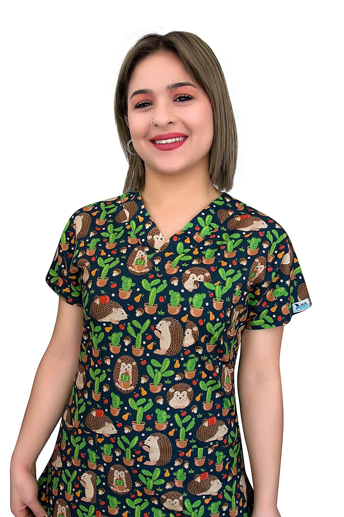 Kaktüs Kirpi Desenli Pamuklu Master Likra Doktor Hemşire Tek Üst Forma-Nur Medikal Giyim
