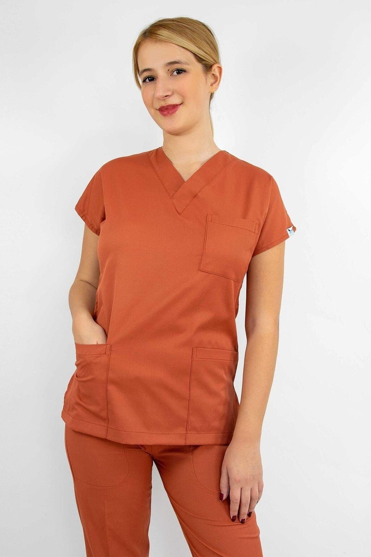 Kiremit Renk Cerrahi Likralı Forma Alt Üst Takım-Nur Medikal Giyim