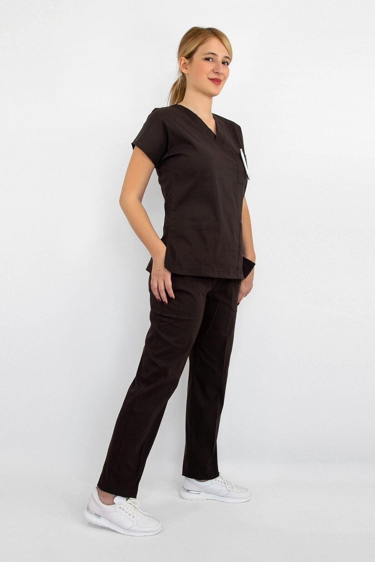 Koyu Kahverengi Likralı Alt Üst Takım-Nur Medikal Giyim