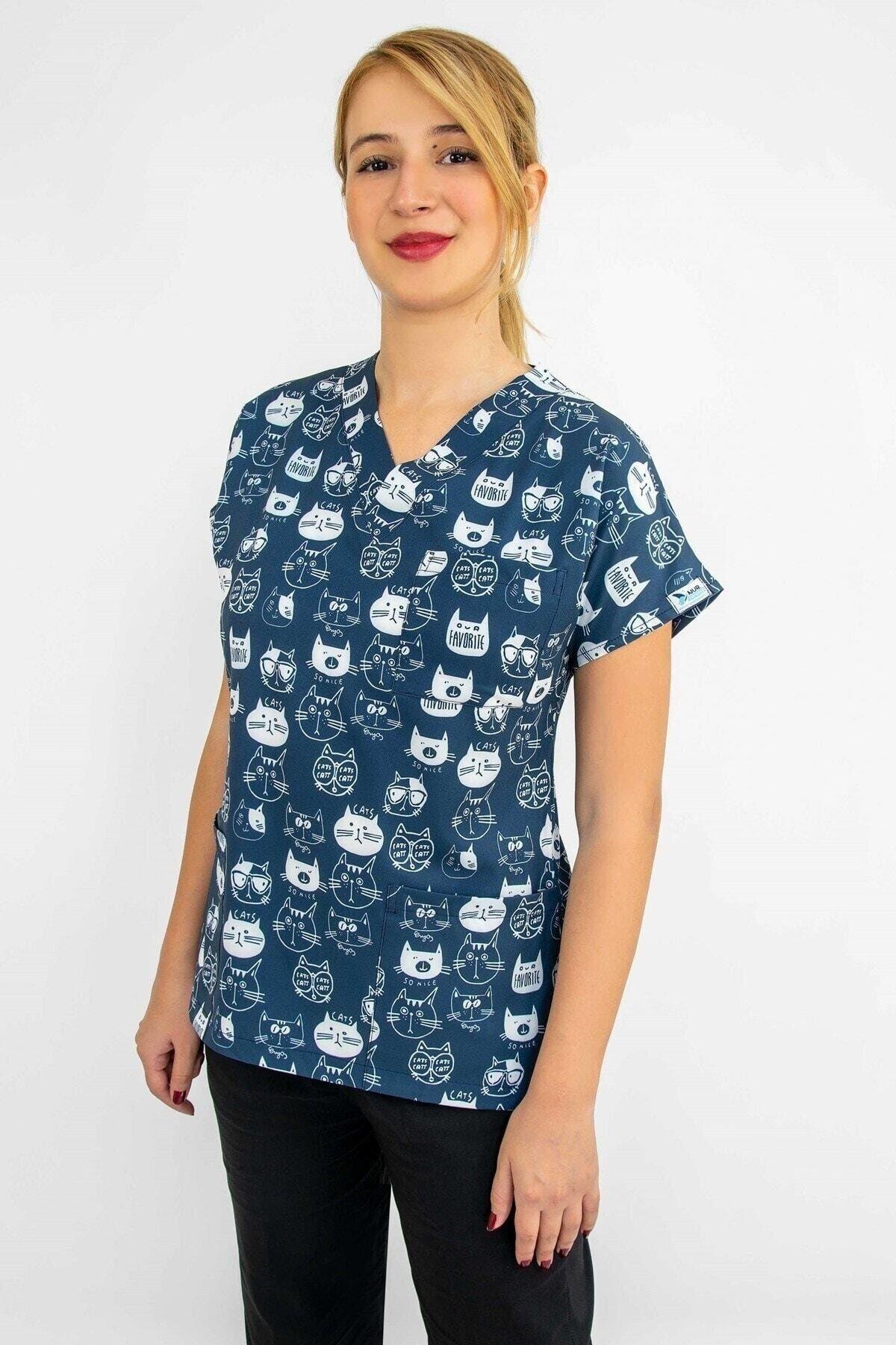 Lacivert Kedi Desenli Likralı Alt Üst Takım-Nur Medikal Giyim