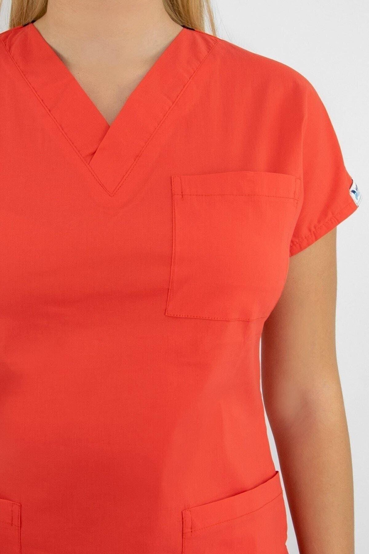 Mercan Rengi Likralı Üst Forma-Nur Medikal Giyim