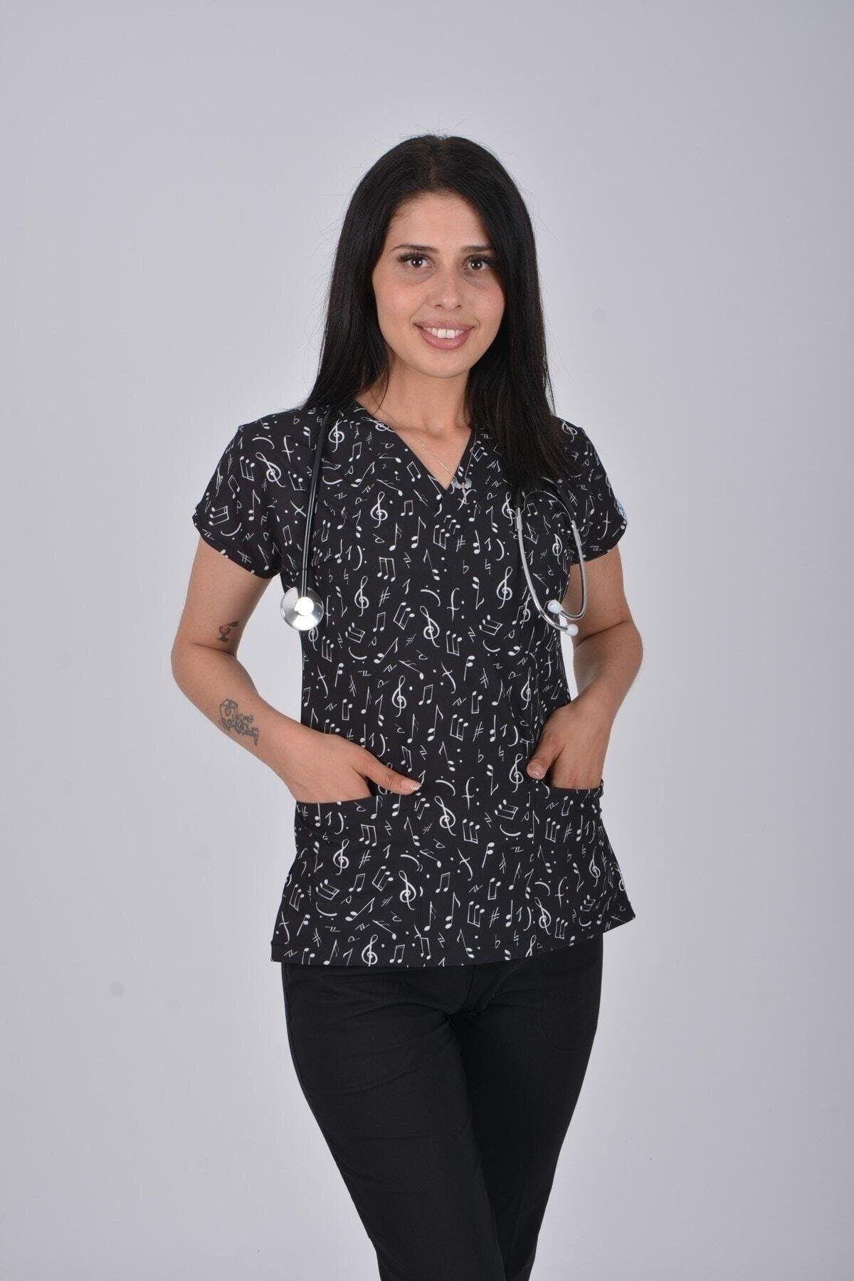 Siyah Nota Desenli Tek Üst Forma-Nur Medikal Giyim