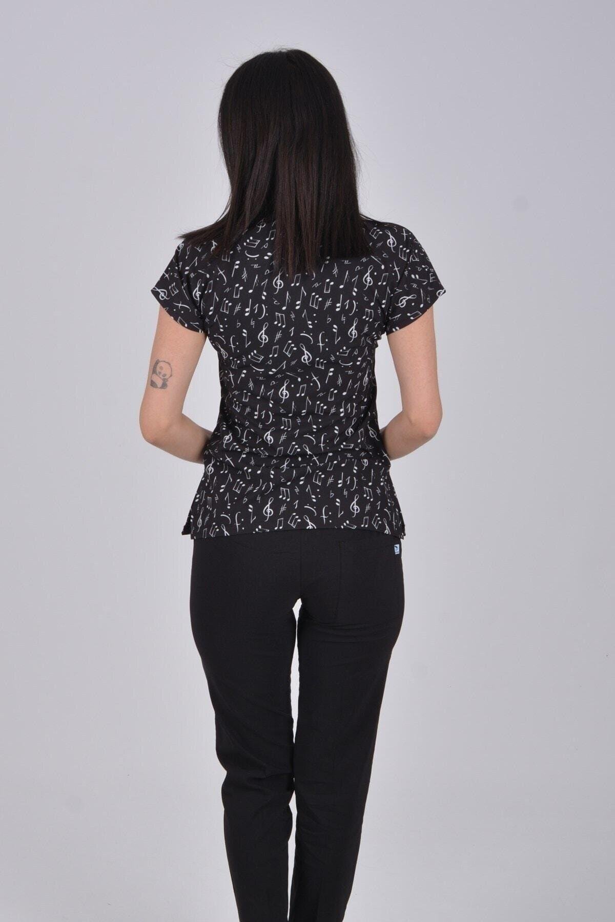 Siyah Nota Desenli Tek Üst Forma-Nur Medikal Giyim