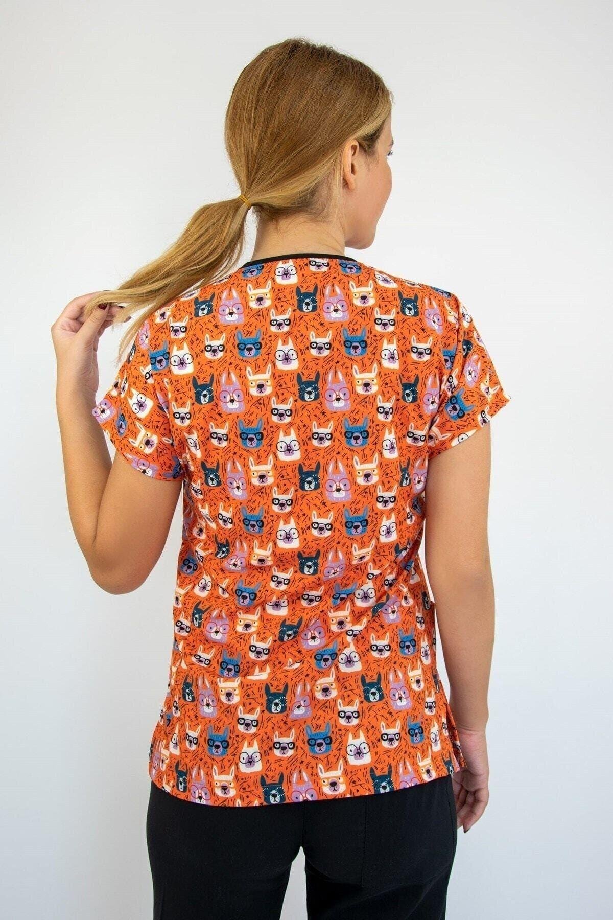 Turuncu Tavşan Desenli Dijital Baskı Üst Forma-Nur Medikal Giyim