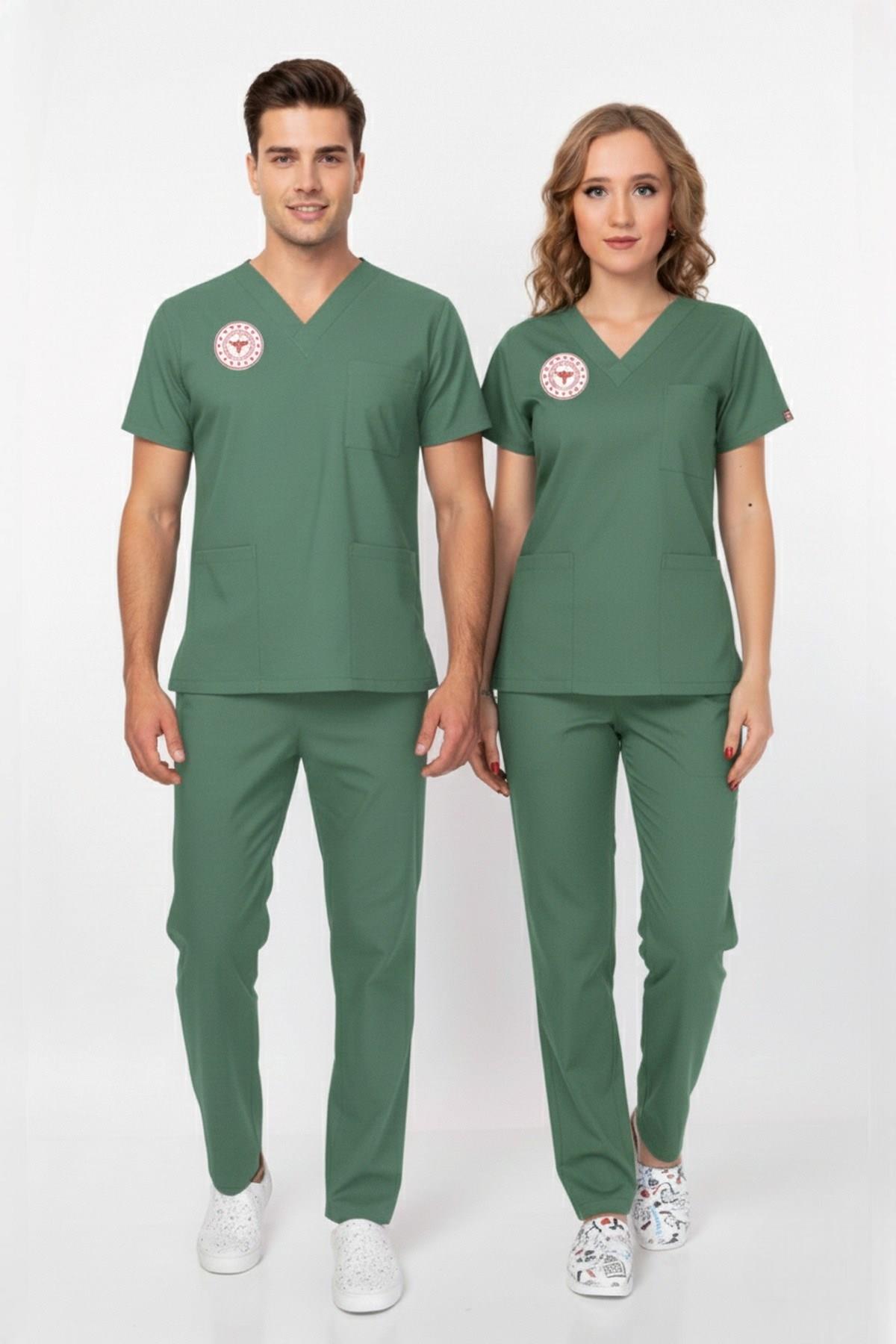 Unisex Ameliyat Yeşil Scrubs Üniforma Takım Frosty Spruce (Sağlık Bakanlığı Yeni Yönetmeliğe Uygun)-Nur Medikal Giyim