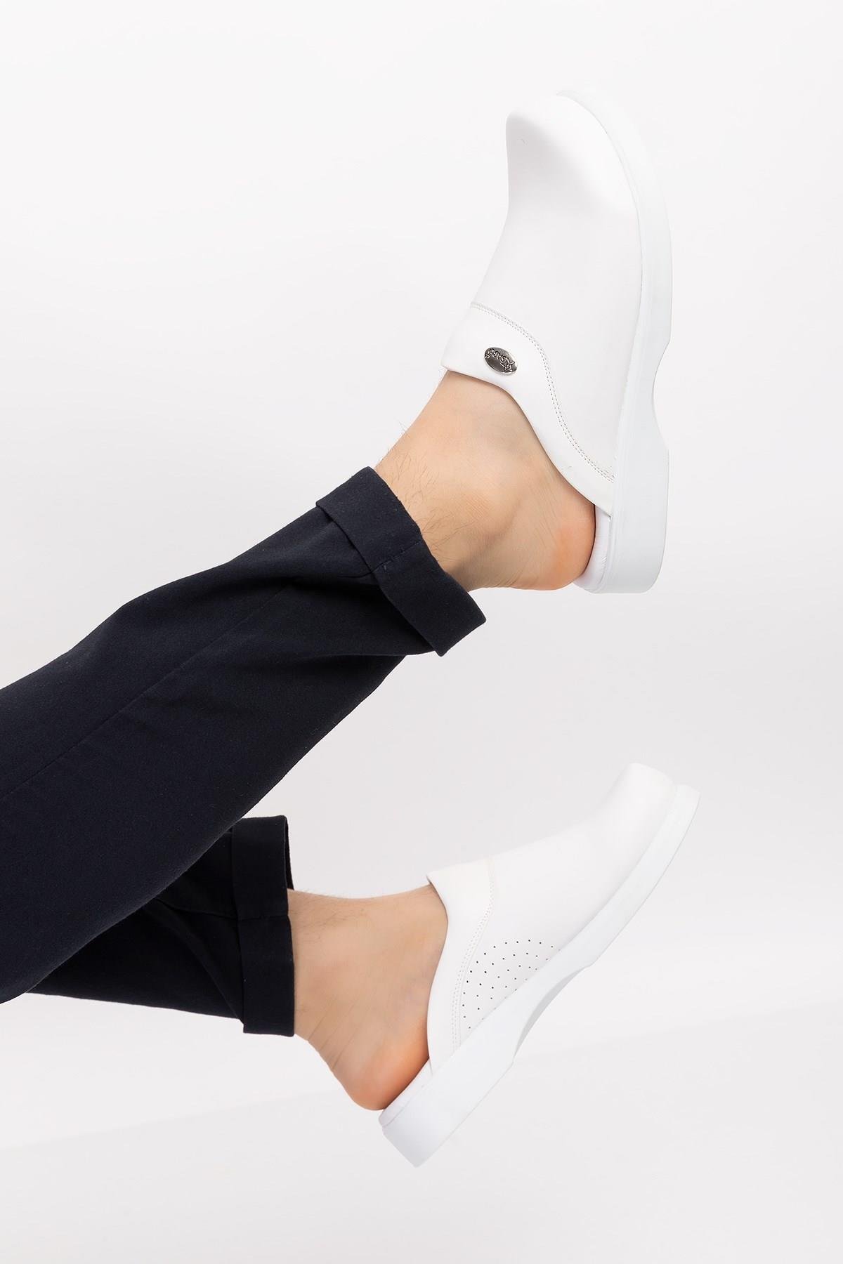 Unisex Kadın Erkek Beyaz Deliksiz Klasik Sabo Ortopedik Doktor Hemşire Aşçı Mutfak Terliği-Nur Ortopedi