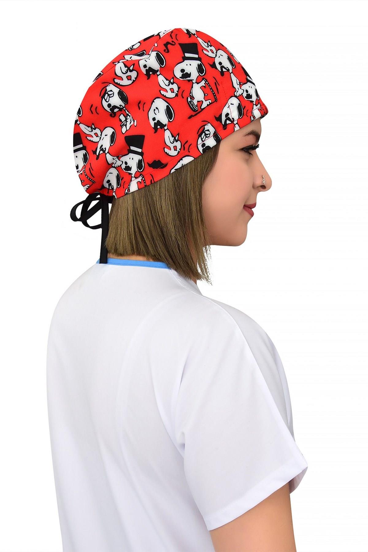 Unisex Kırmızı Snoopy Desenli Cerrahi Bone Doktor Hemşire Saç Bonesi-Nur Medikal Giyim