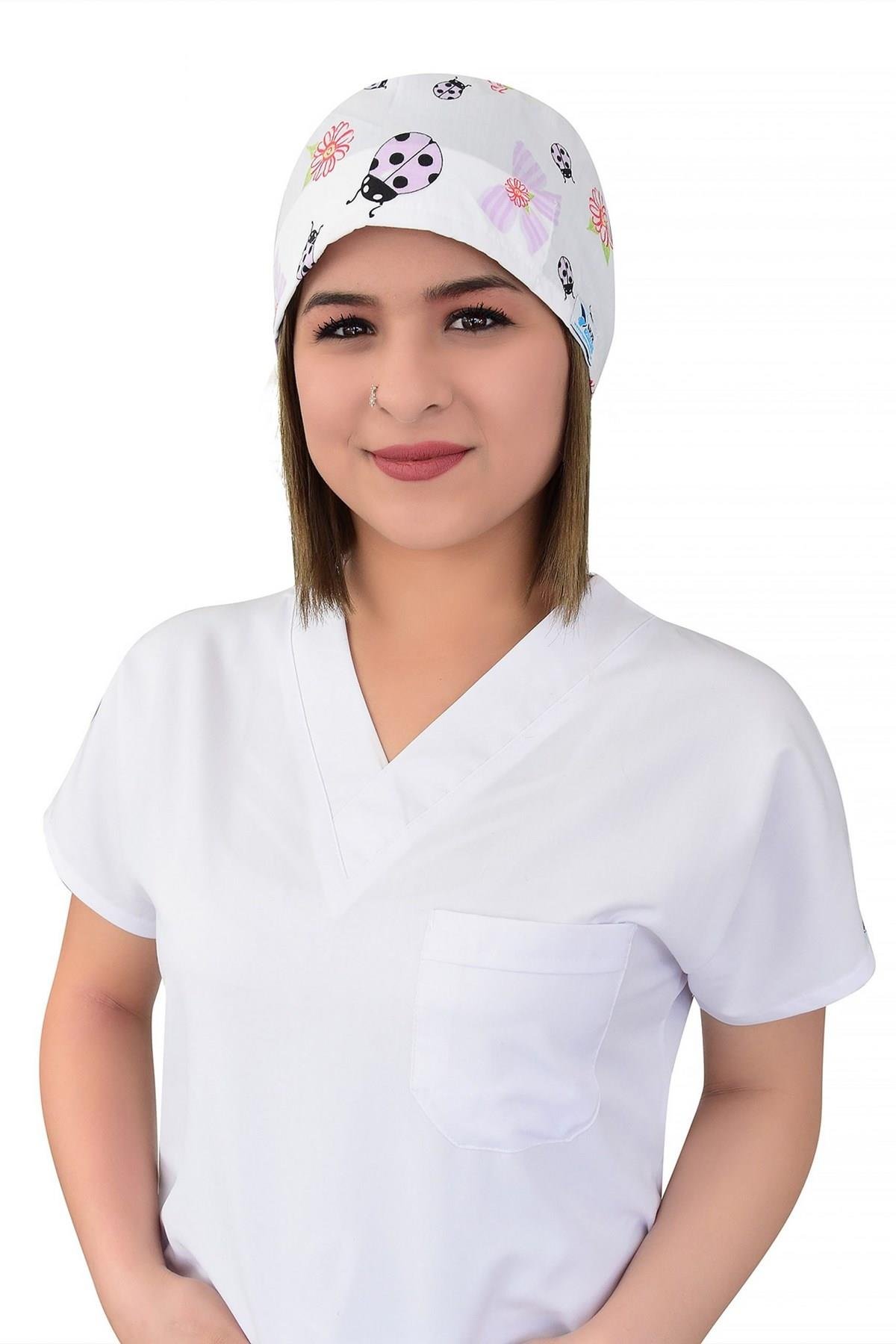 Unisex Lila Uğur Böceği Desenli Cerrahi Bone Doktor Hemşire Saç Bone-Nur Medikal Giyim