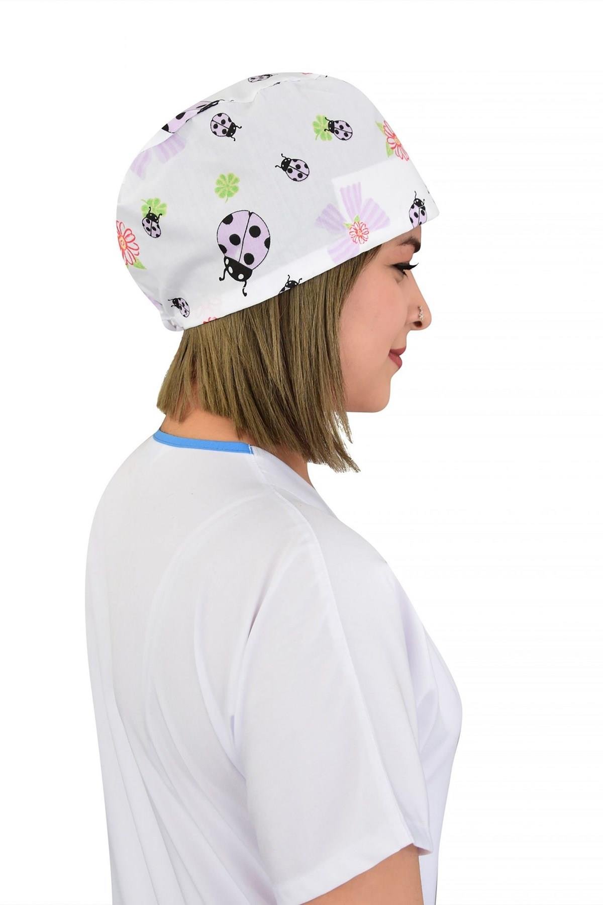 Unisex Lila Uğur Böceği Desenli Cerrahi Bone Doktor Hemşire Saç Bone-Nur Medikal Giyim