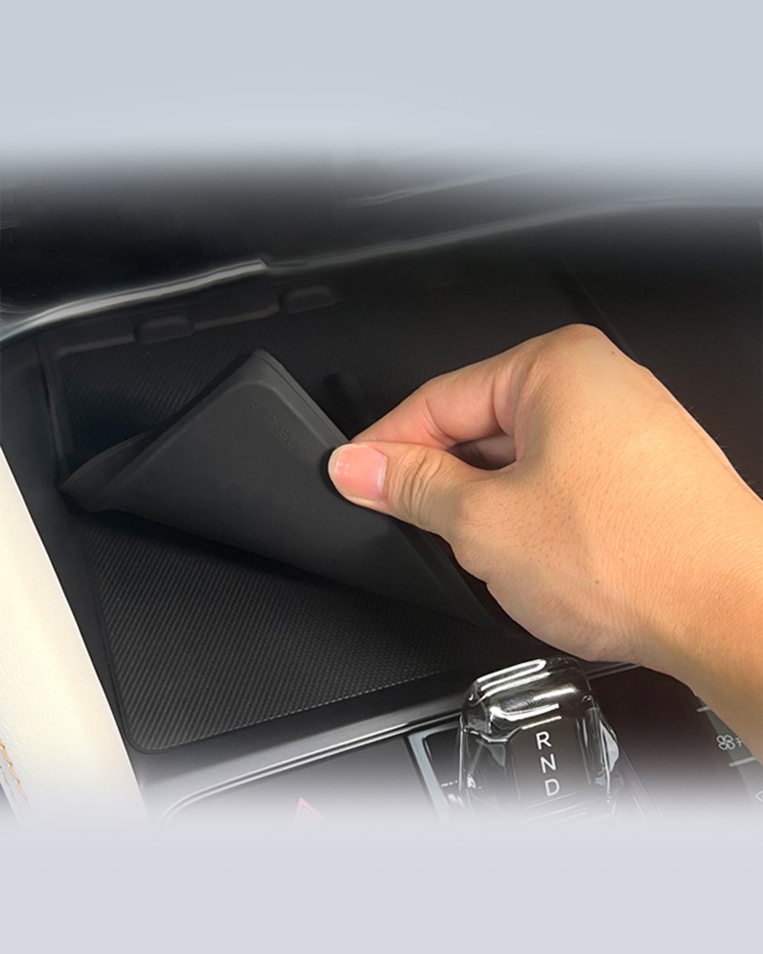 BYD Seal U Kablosuz Şarj Alanı Silikon Ped