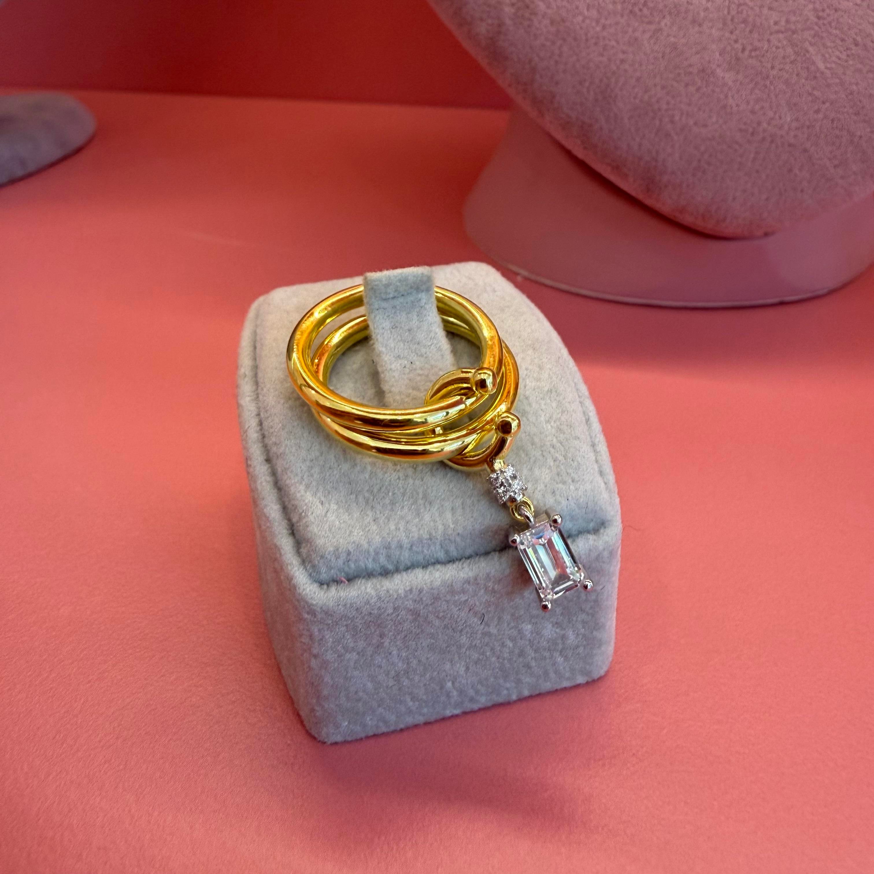 BIANCA İKİLİ KARE TAŞLI GOLD YÜZÜK