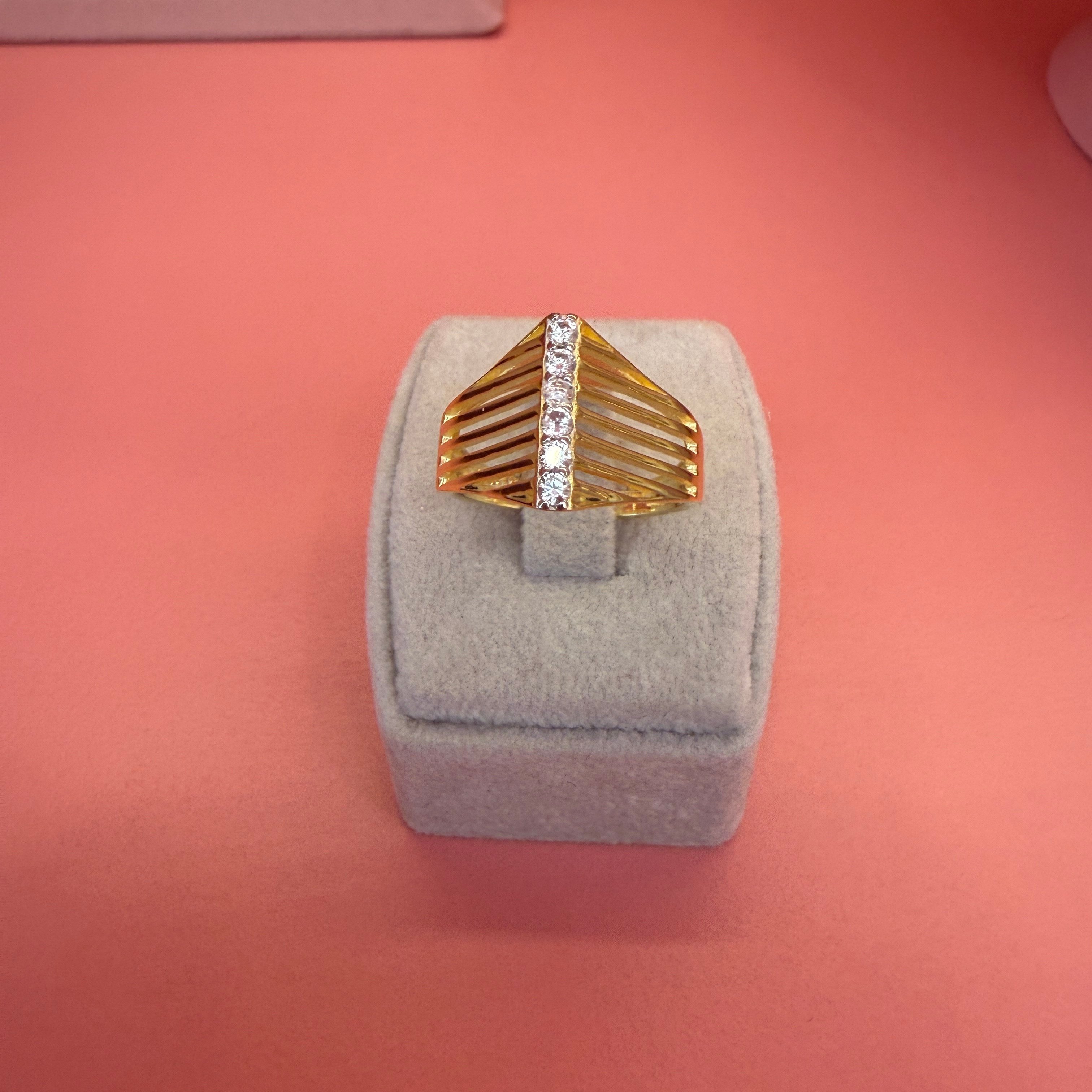 BYNARS VECTOR RING