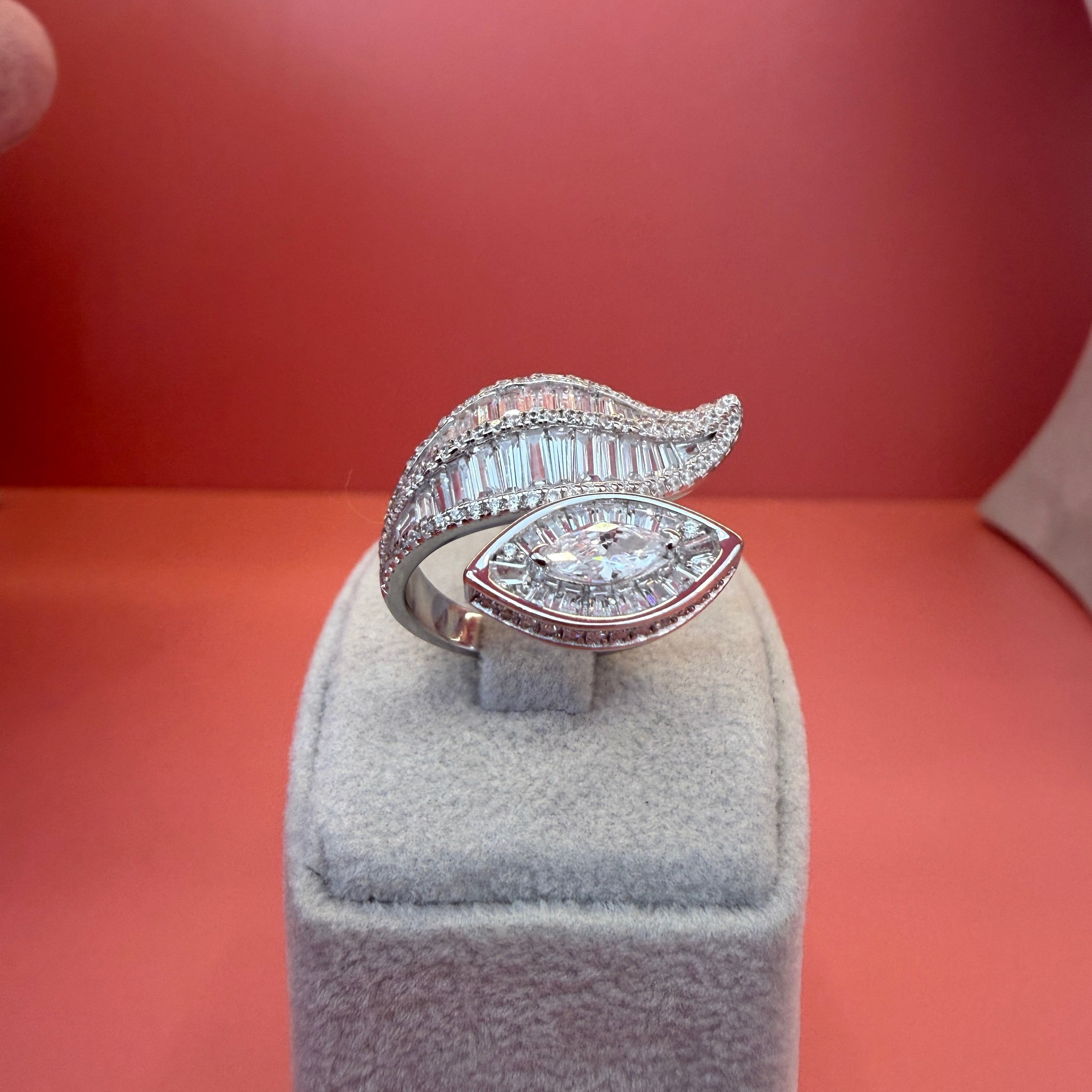 BYNARS VELORA RING