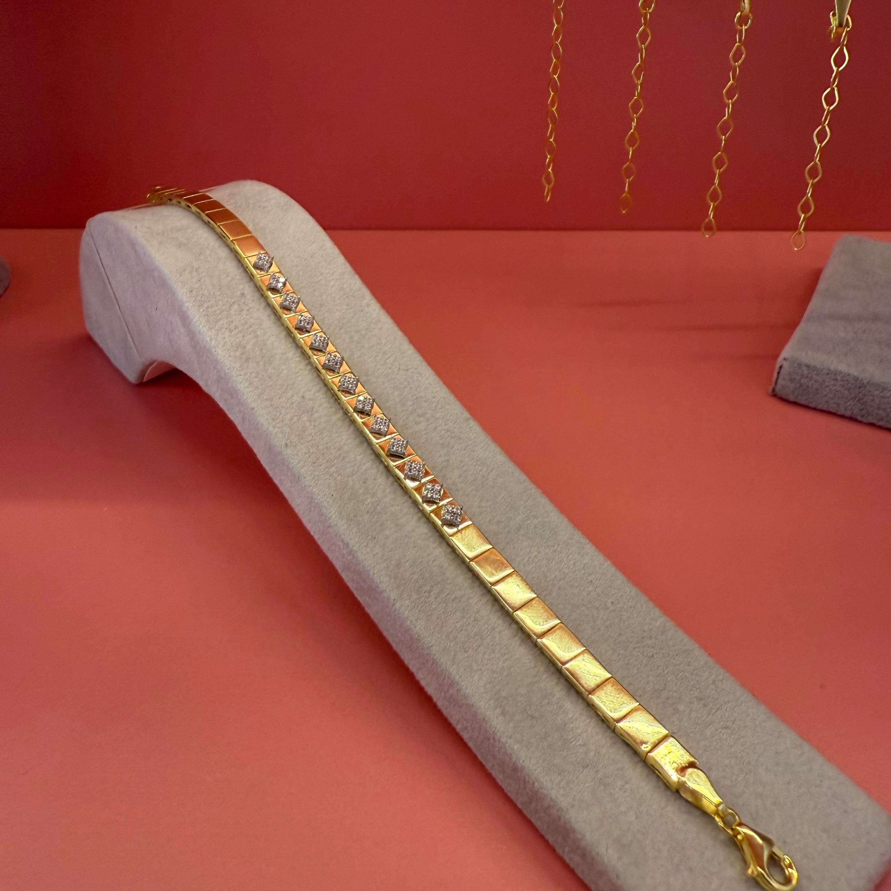 KARE TAŞLI GOLD BİLEKLİK
