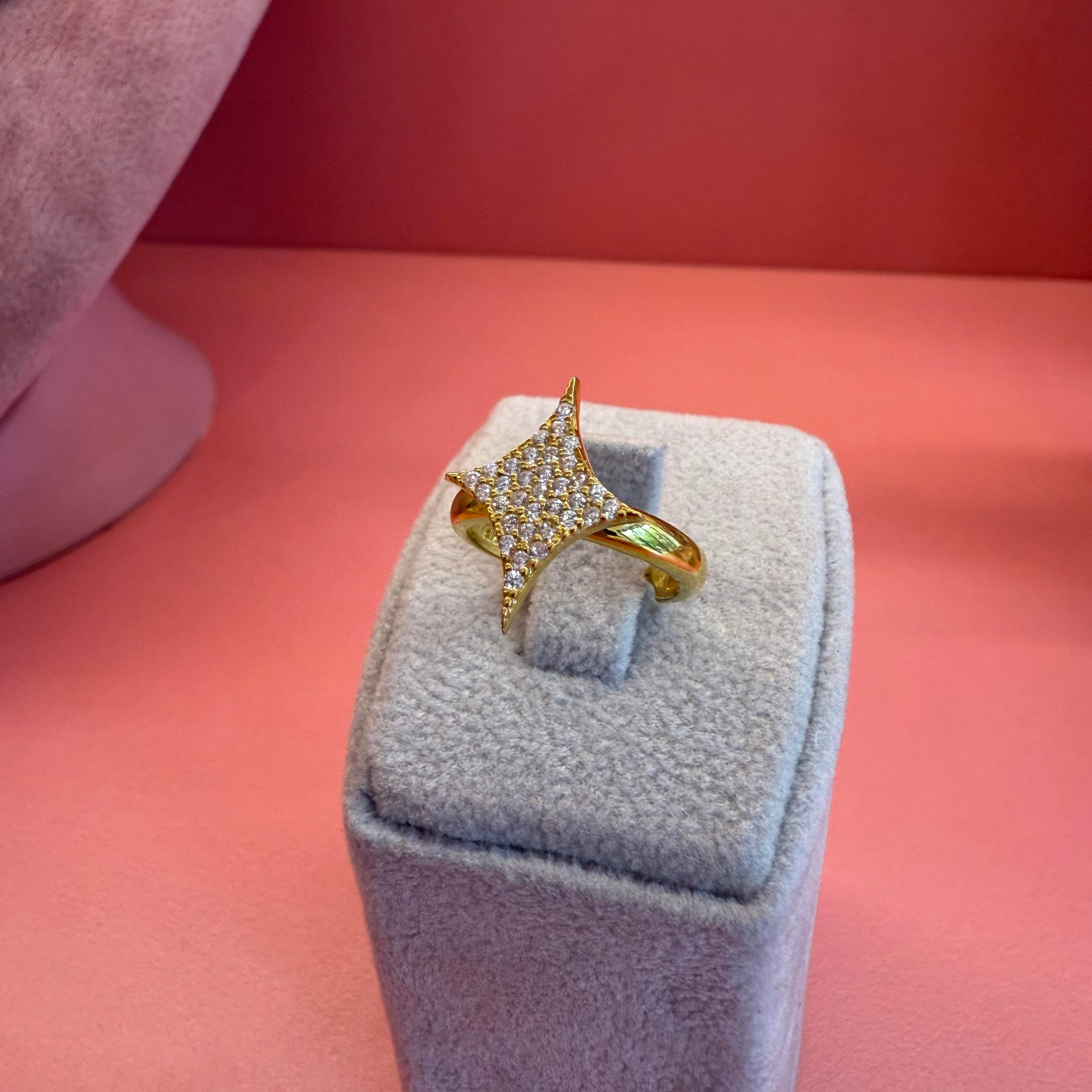 NORTH STAR SERÇE GOLD YÜZÜK