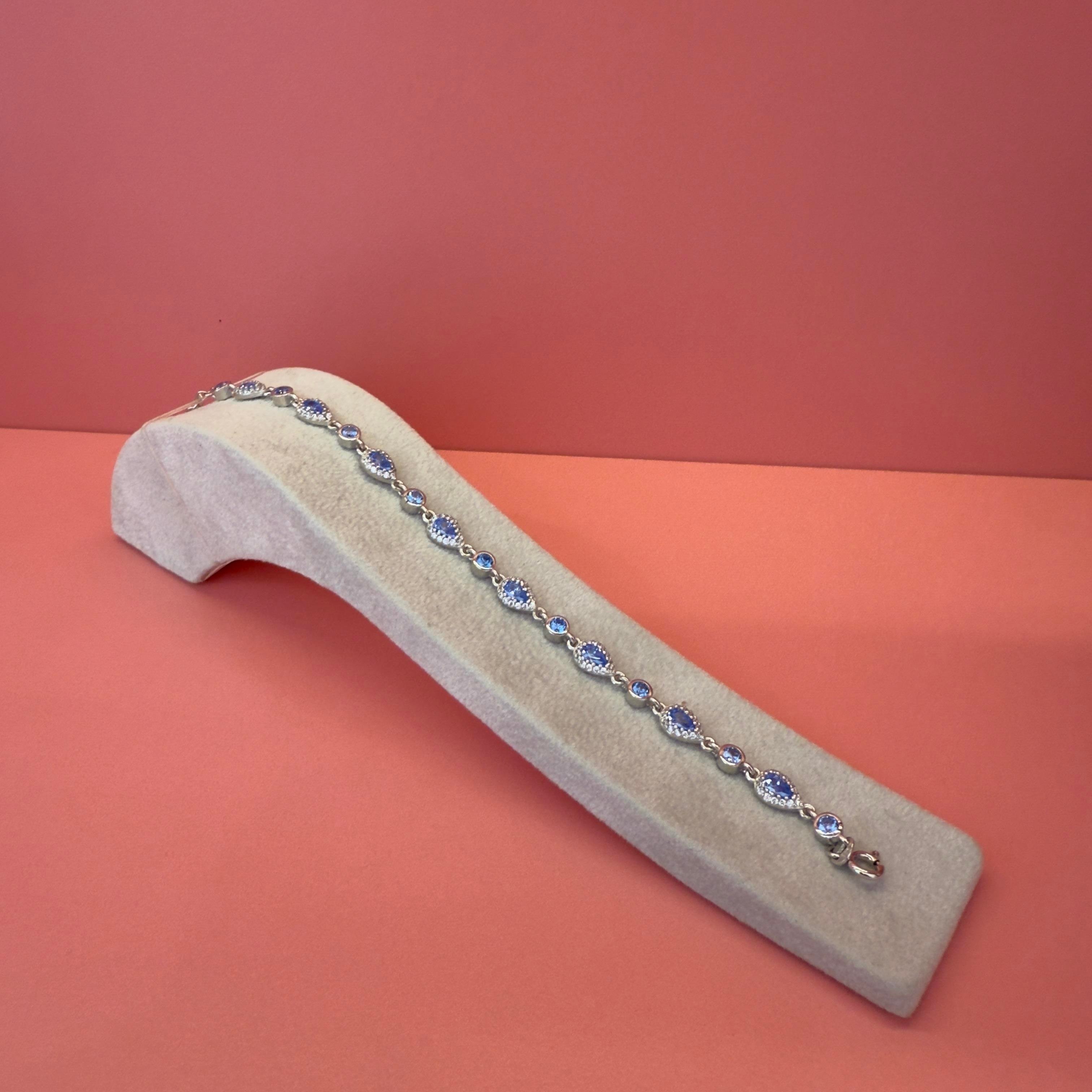 TOPAZ DAMLA SİLVER BİLEKLİK
