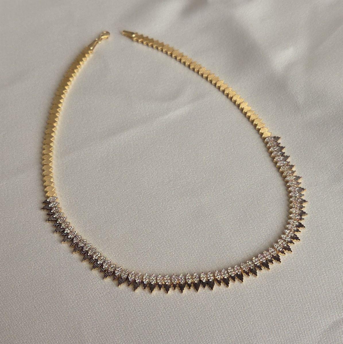 TRİANGLE DESEN GOLD KOLYE