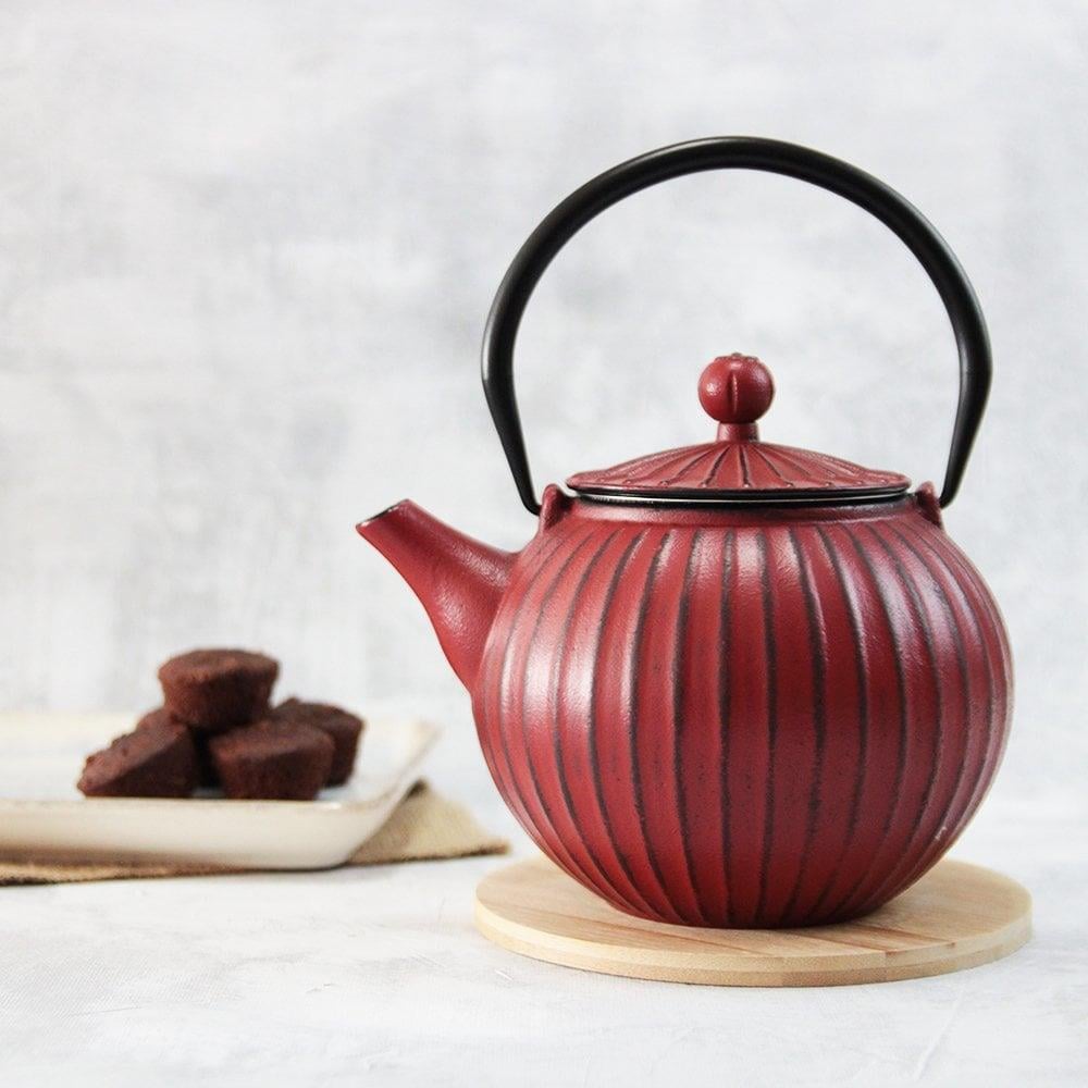 BA3083 Cast Iron Teapot Red 1200 ml
