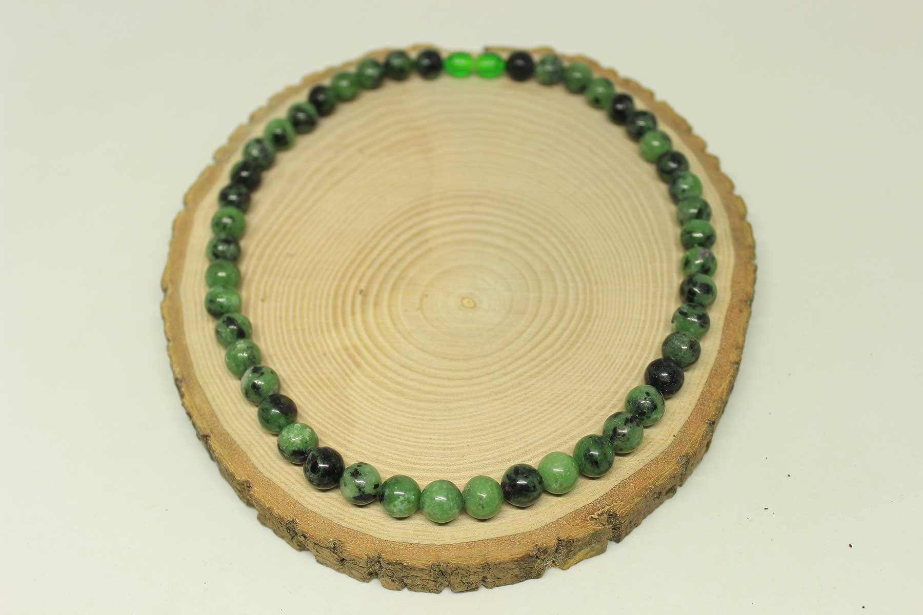 Anyolit (Rubizoit – Rubyzoisit) Taşı Kolye 8mm (Klipsli)