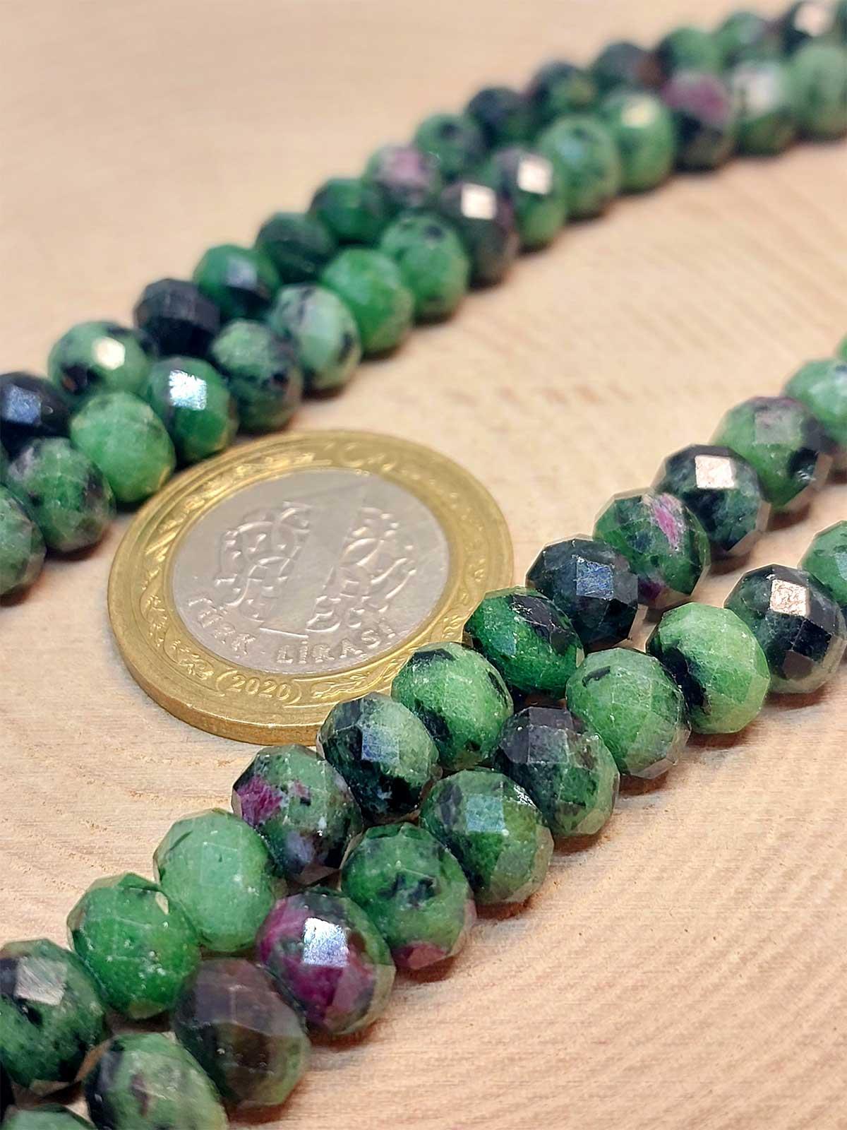 Anyolit (Rubizoit- Rubyzoisit) Taşı Rondela Faset Kesim 5*7.5mm dizi (45836)