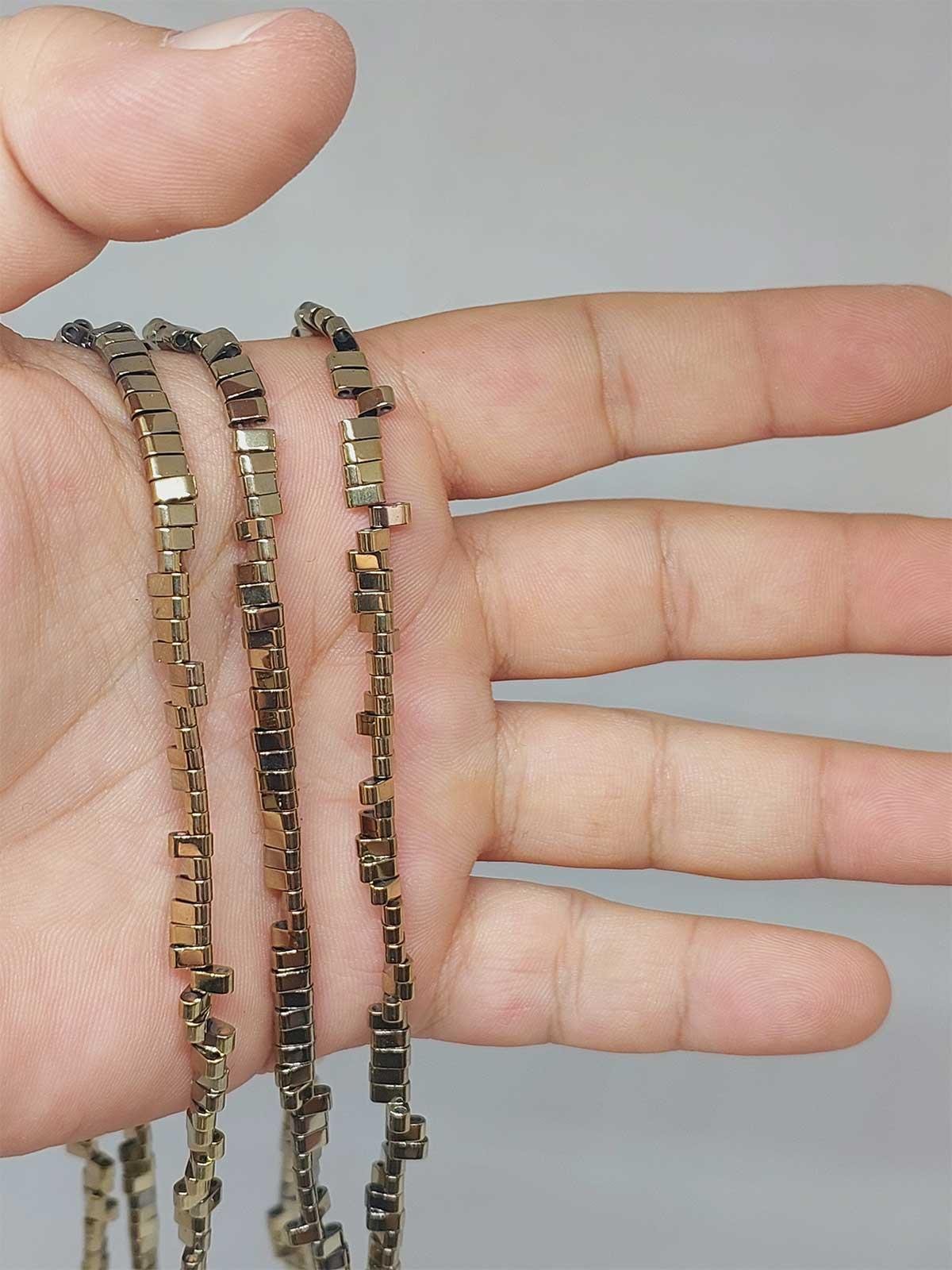 Hematit Taşı Şekilli Çift Delikli 2*4.5mm Dizi (52372)