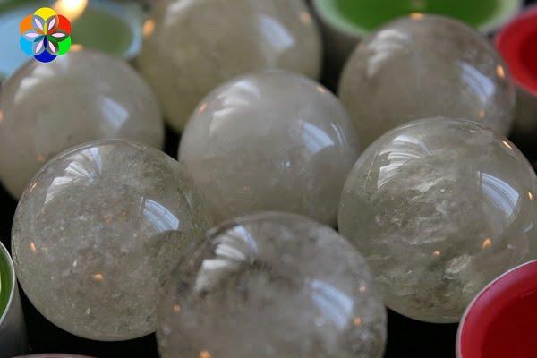 Limon Kuvars Taşı Küre