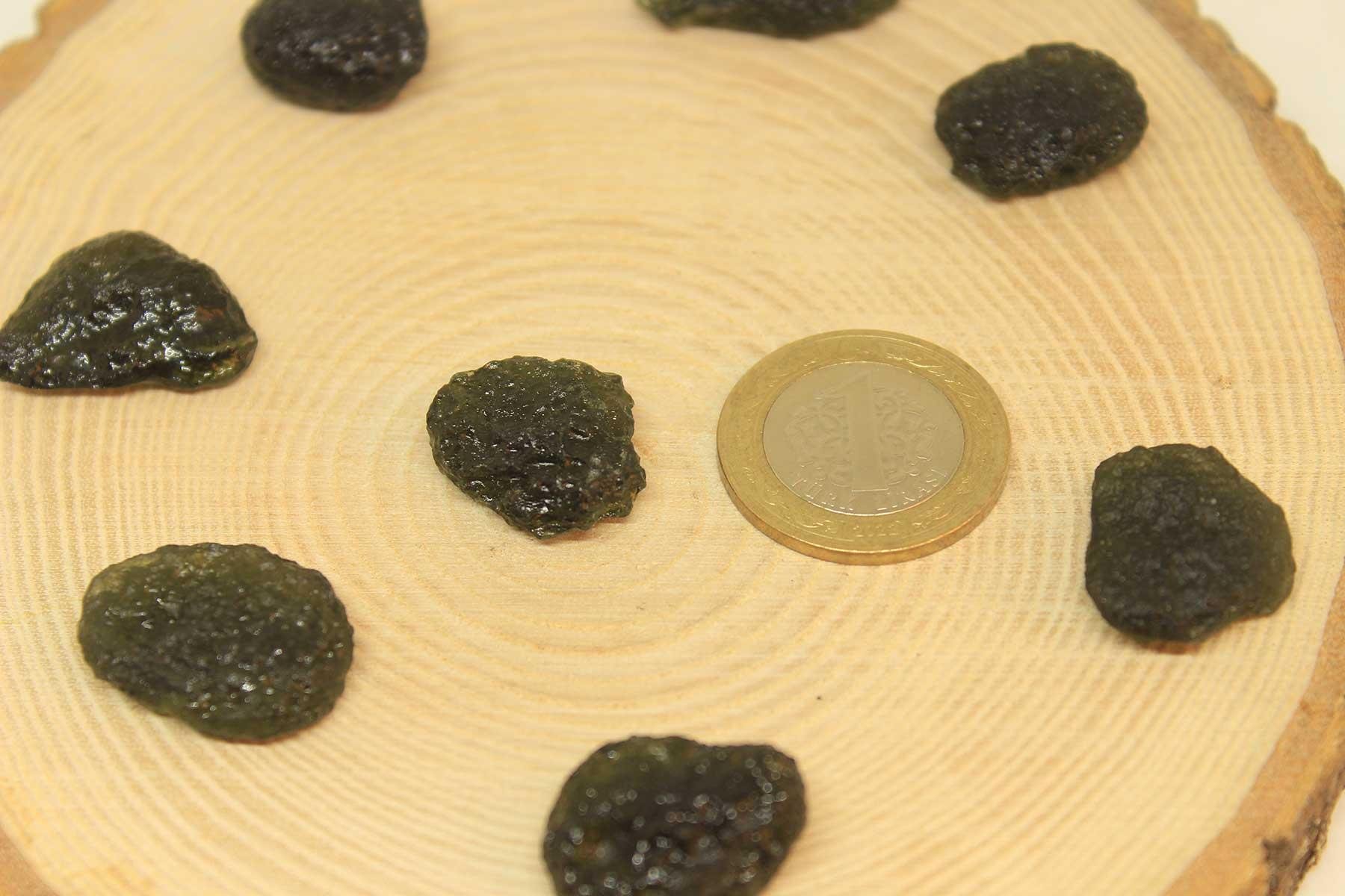 Moldavit Taşı Kütle Ham Parça (2-2.9 gram aralığıdır)