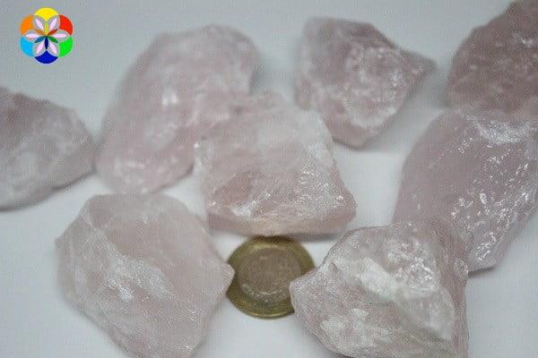 Pembe Kuvars Taşı Ham Parçalar Büyük Boy (100-125gr)