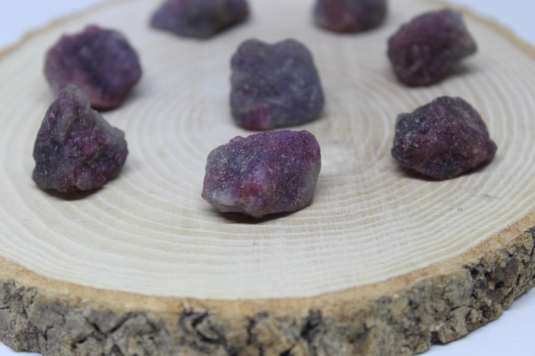 Turmalin Taşı Ebruli Renkler Ham Parça (6-9gram)