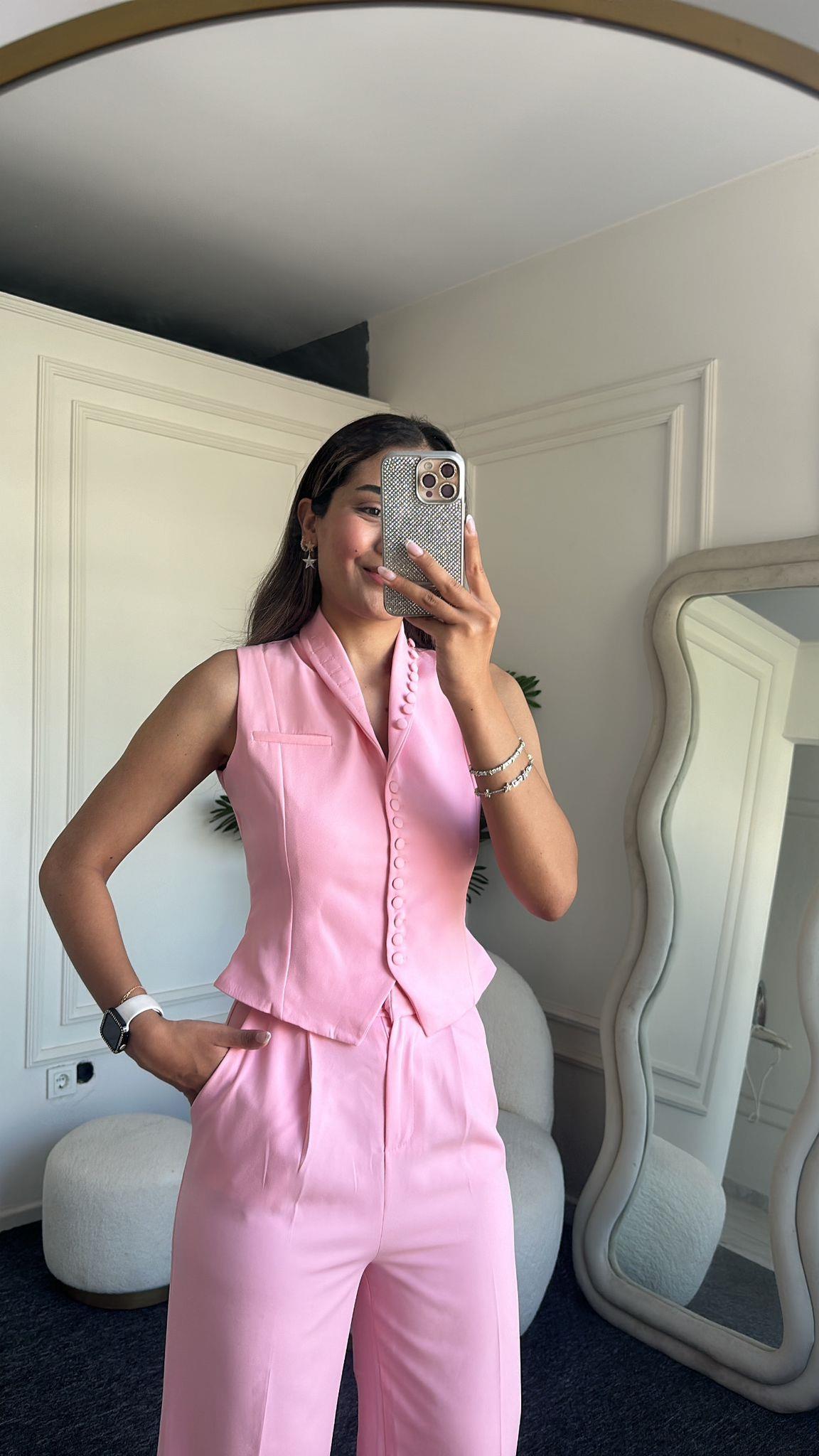 Pembe Düğmeli Yelek