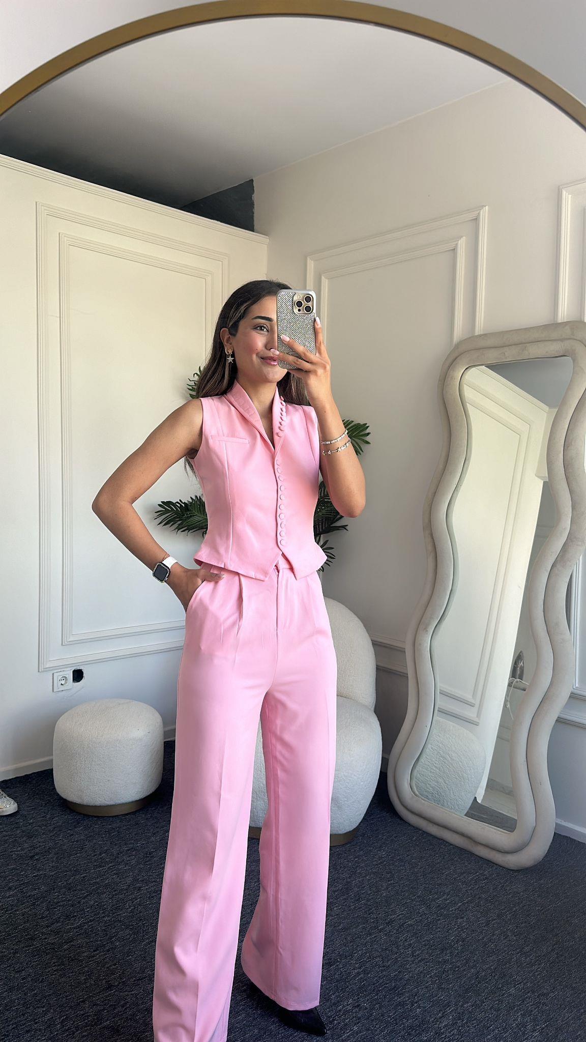 Pembe Düğmeli Yelek