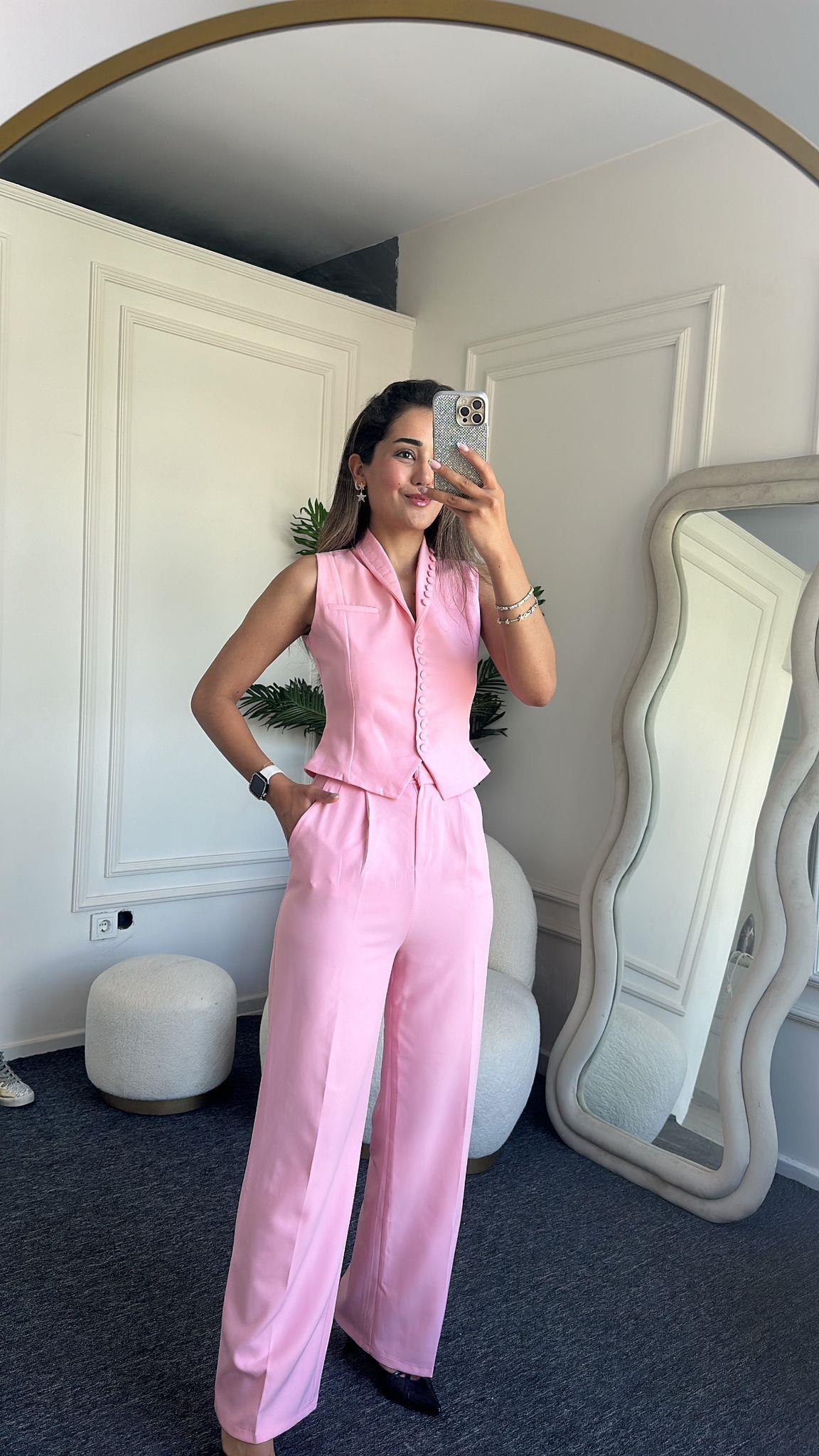 Pembe Düğmeli Yelek