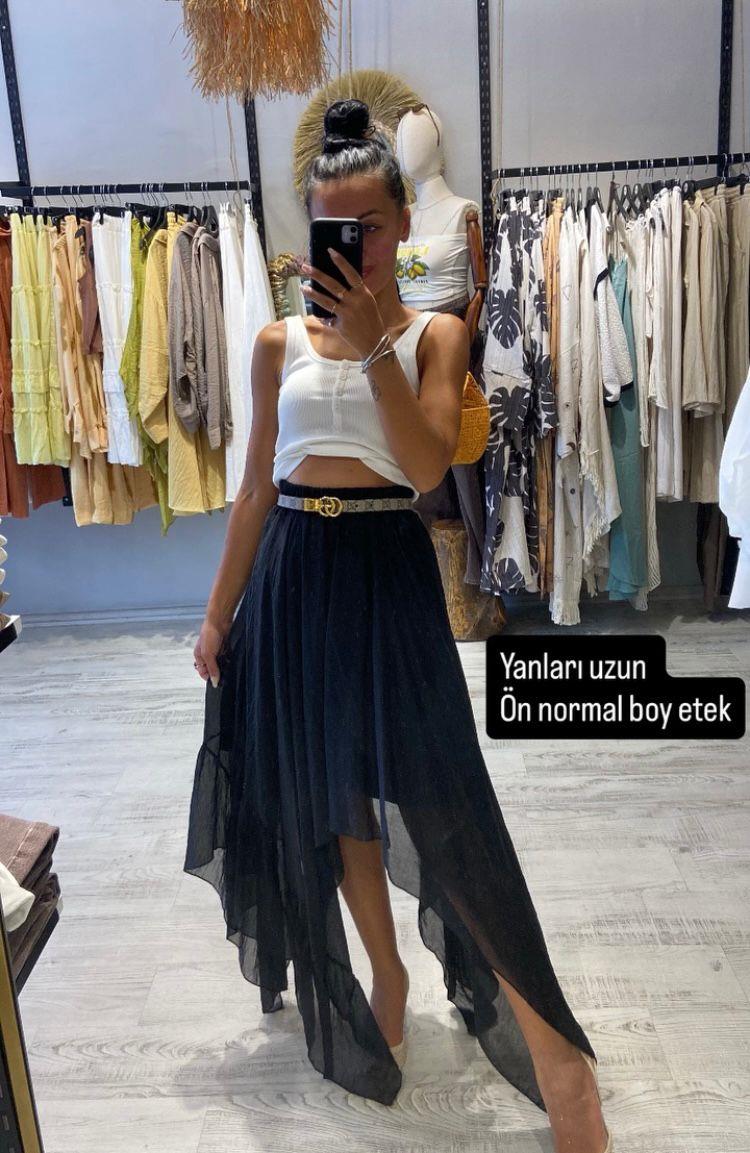 Siyah Asimetrik Kesim Astarlı Tül Etek