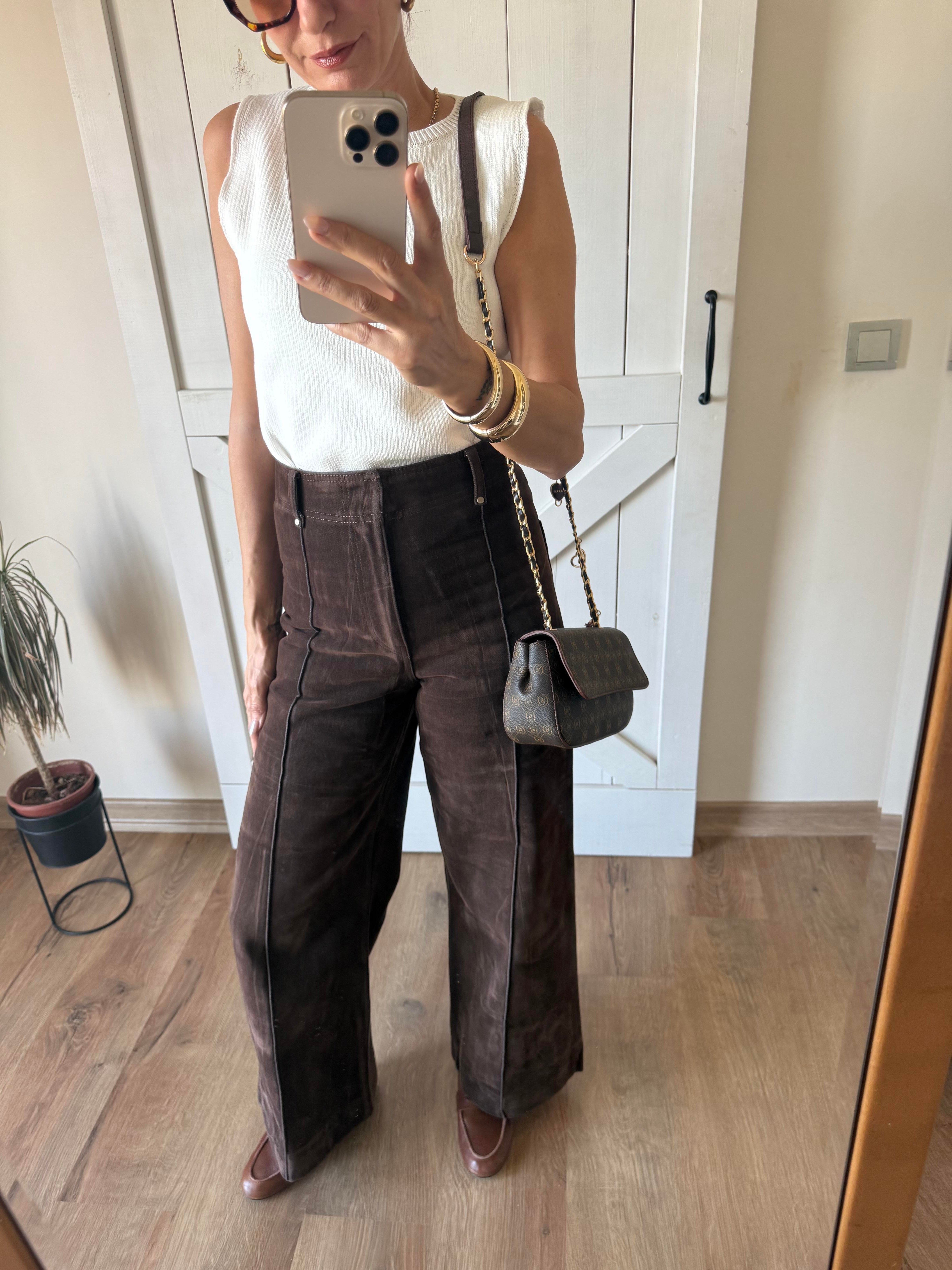 Acı Kahve Önden Çizgi Detaylı Bol Paça Kadife Pantolon