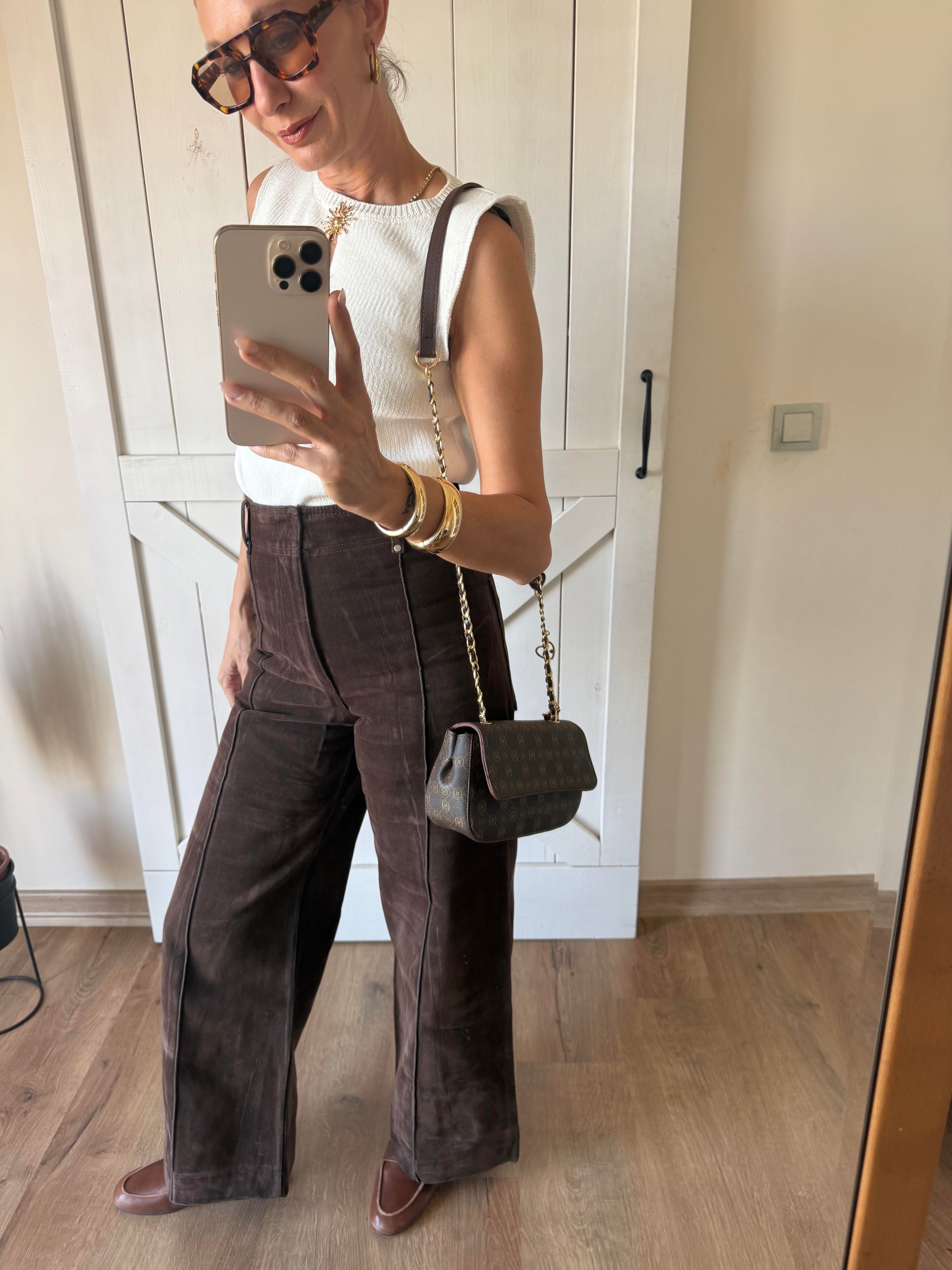 Acı Kahve Önden Çizgi Detaylı Bol Paça Kadife Pantolon