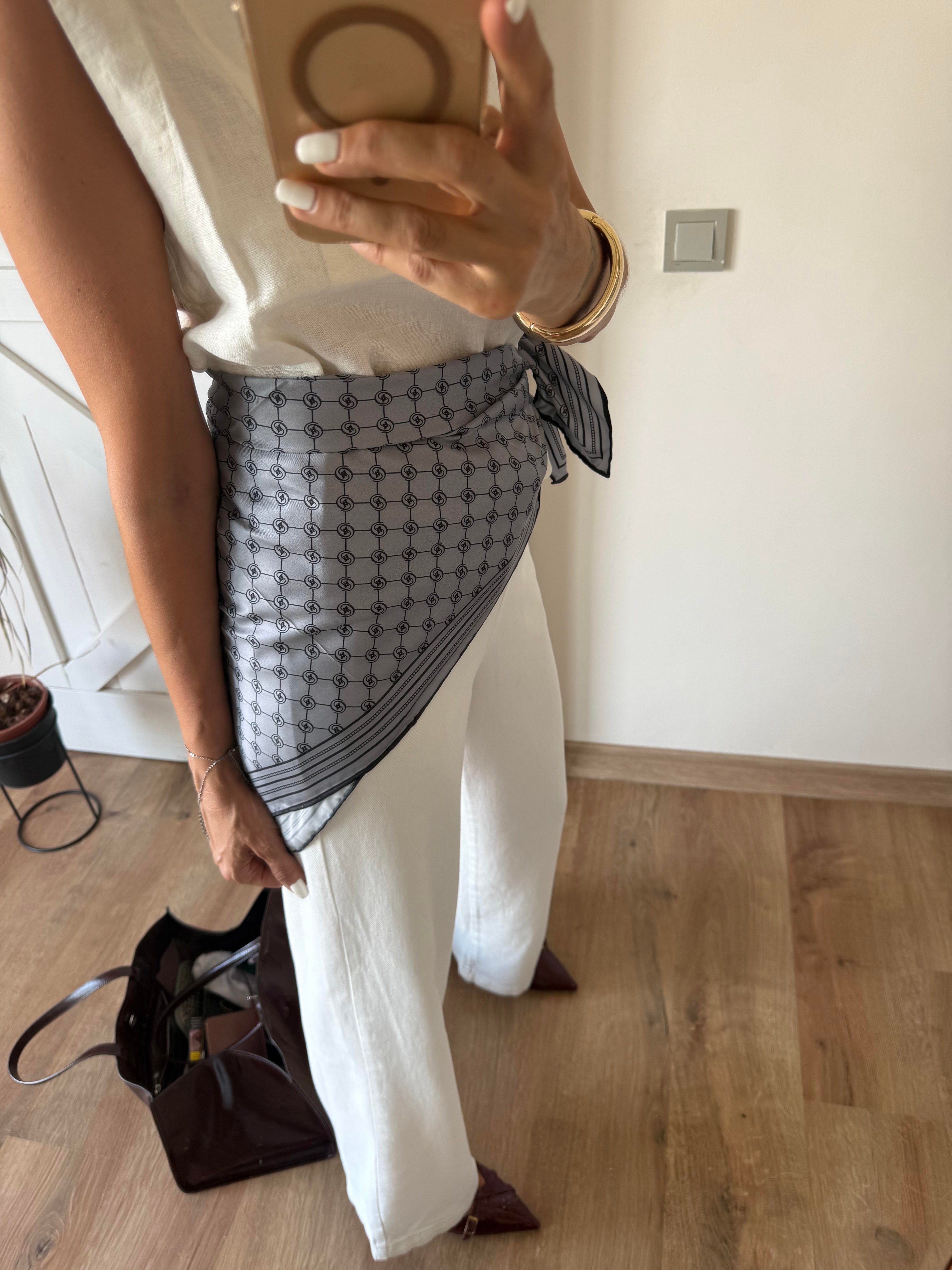 Açık Gri Logolu Kare Premium Şal/Eşarp