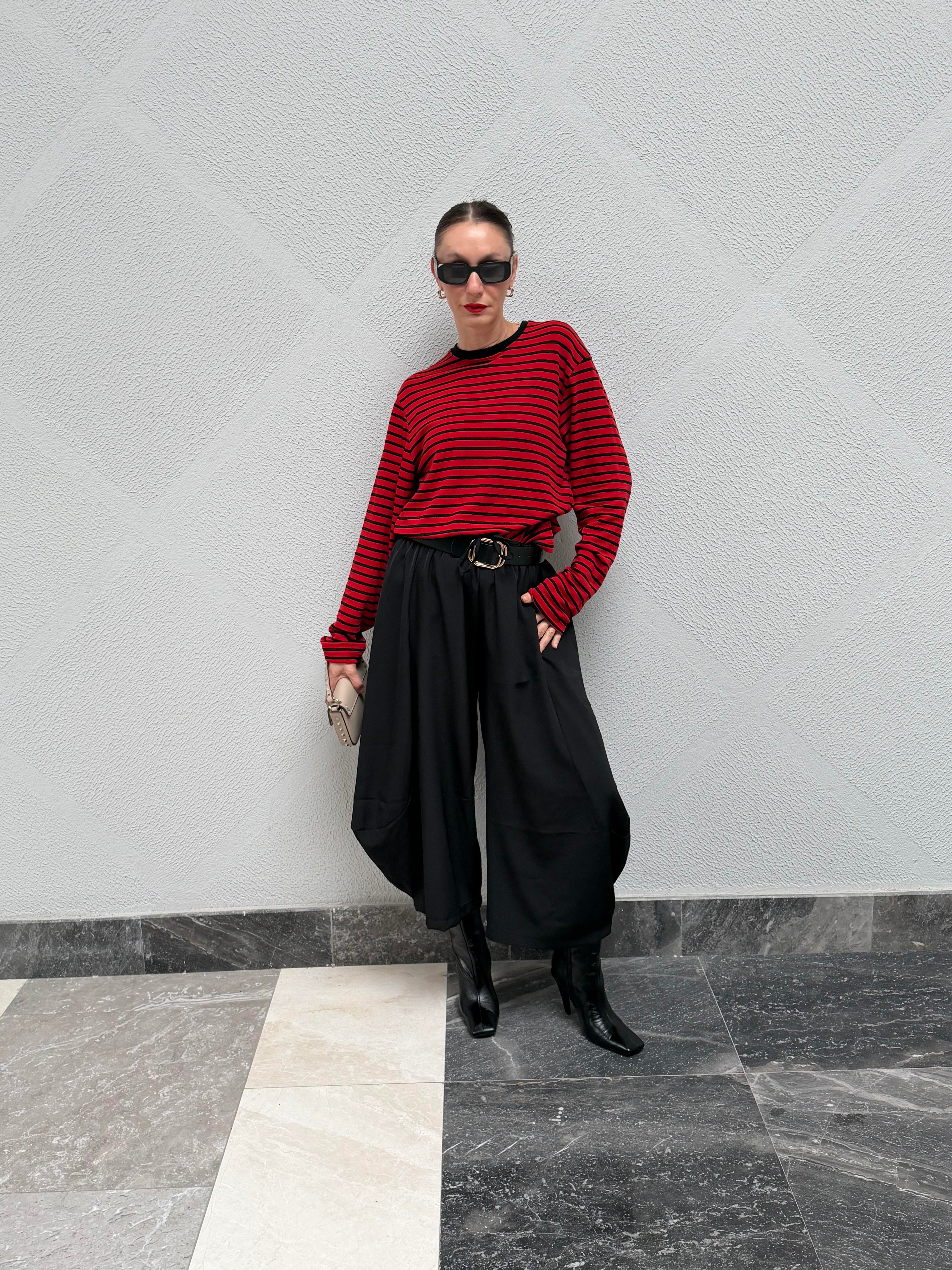 AdrianaSiyah Frankly Model Pantolon