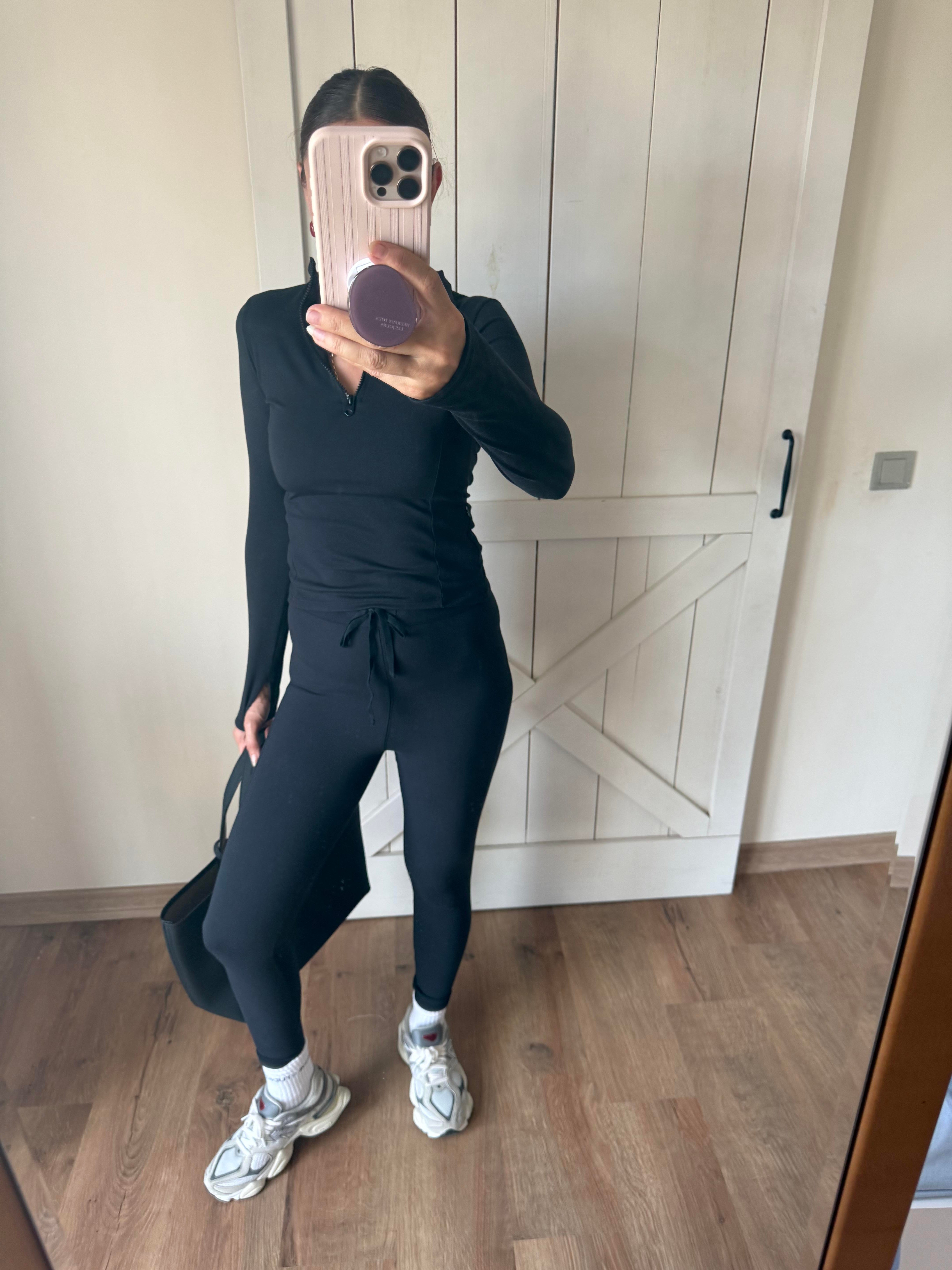 Aloha Bağlama Detaylı Siyah Tayt