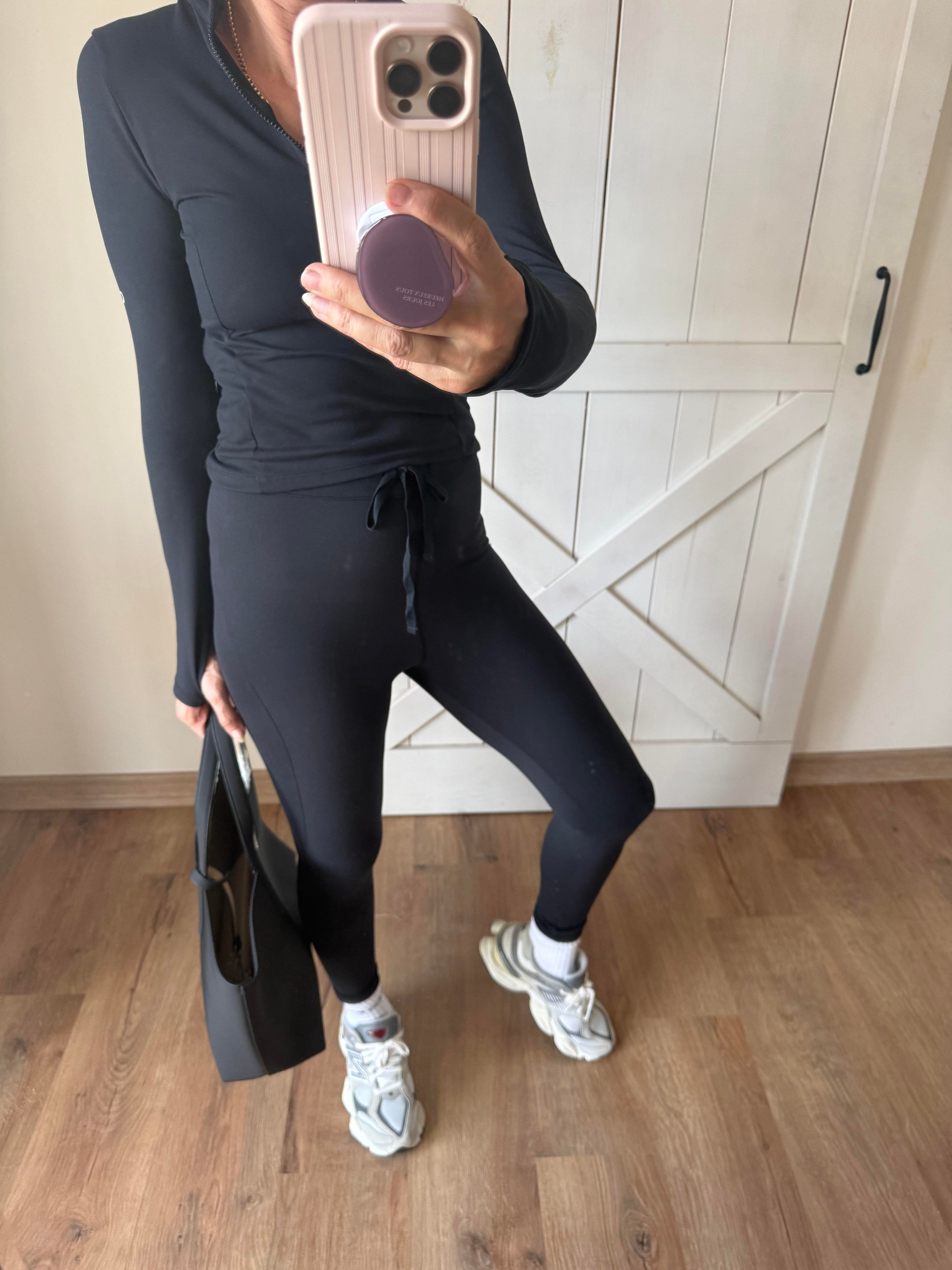 Aloha Bağlama Detaylı Siyah Tayt