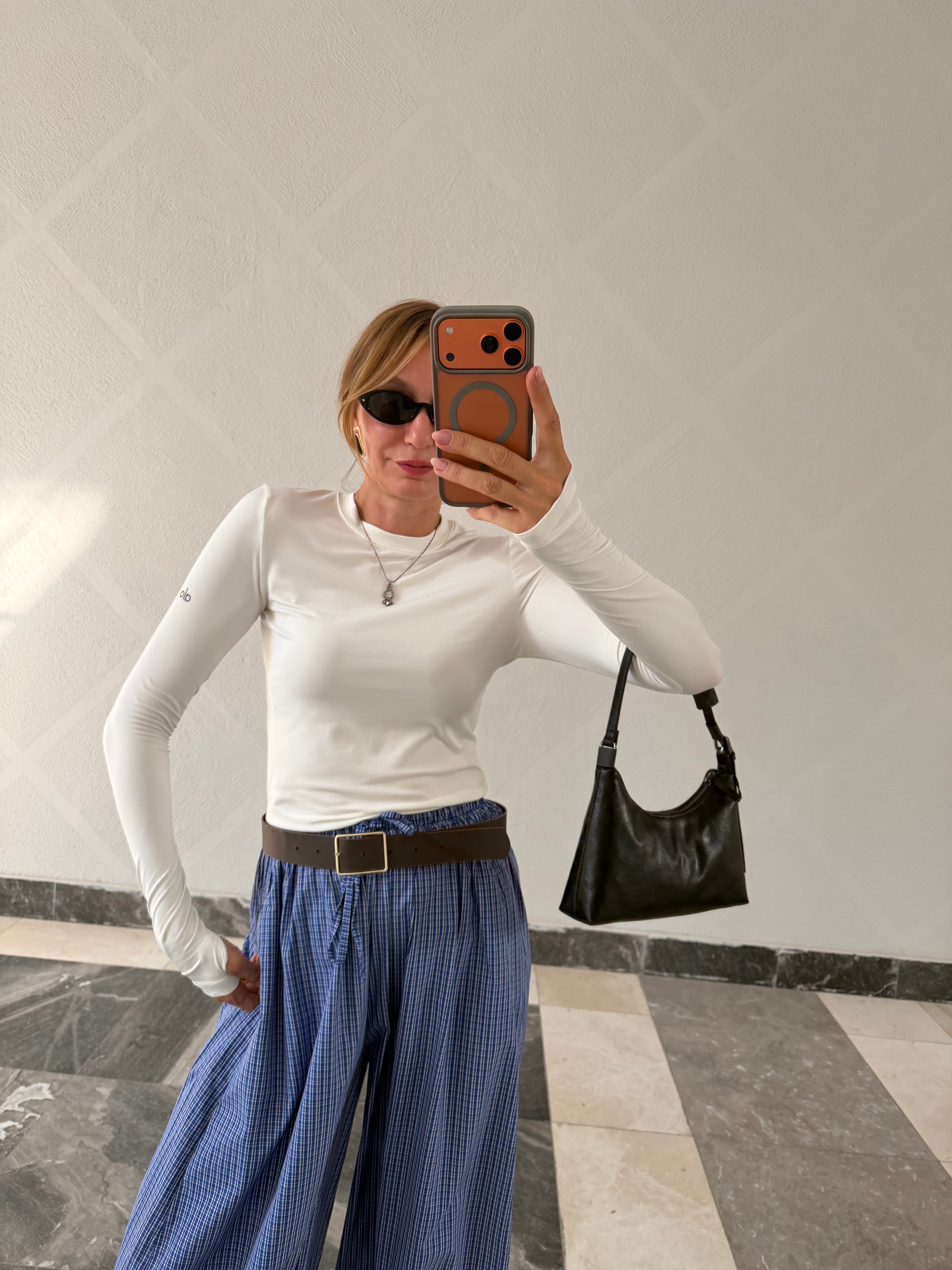 Aloha Beyaz Parmak Geçirmeli Runner
