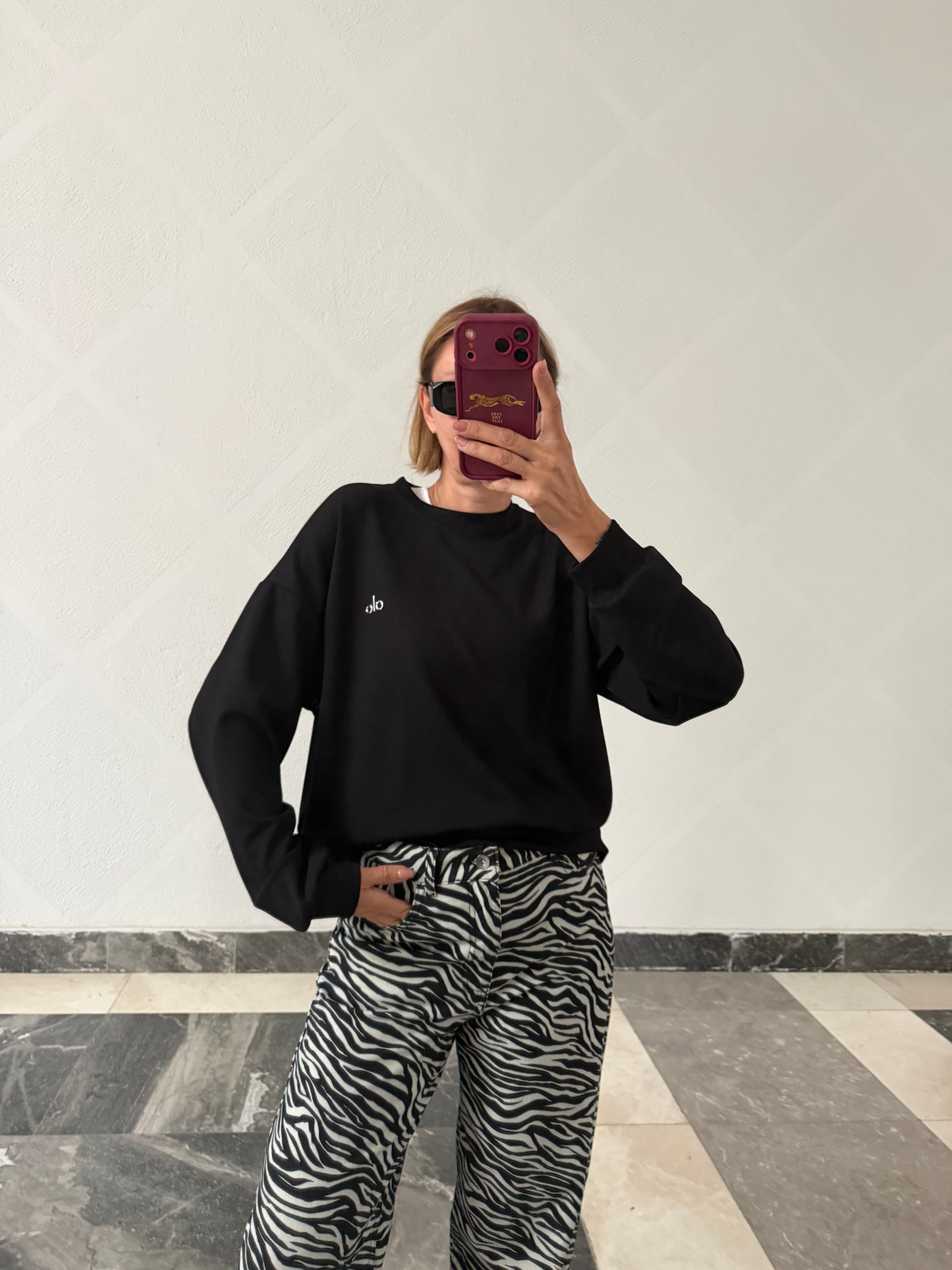 Aloha Siyah Reflektör Baskılı Sweat