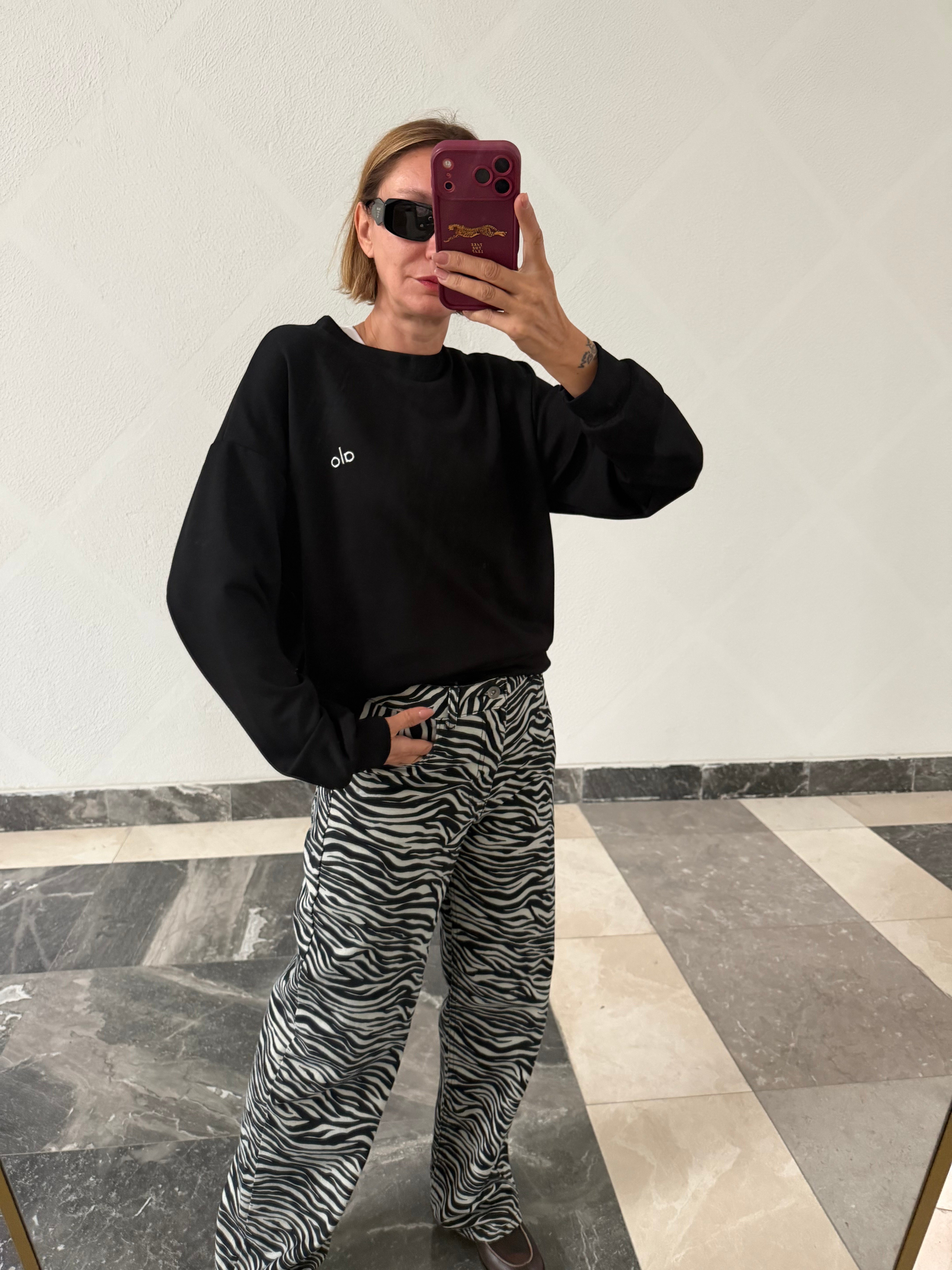 Aloha Siyah Reflektör Baskılı Sweat