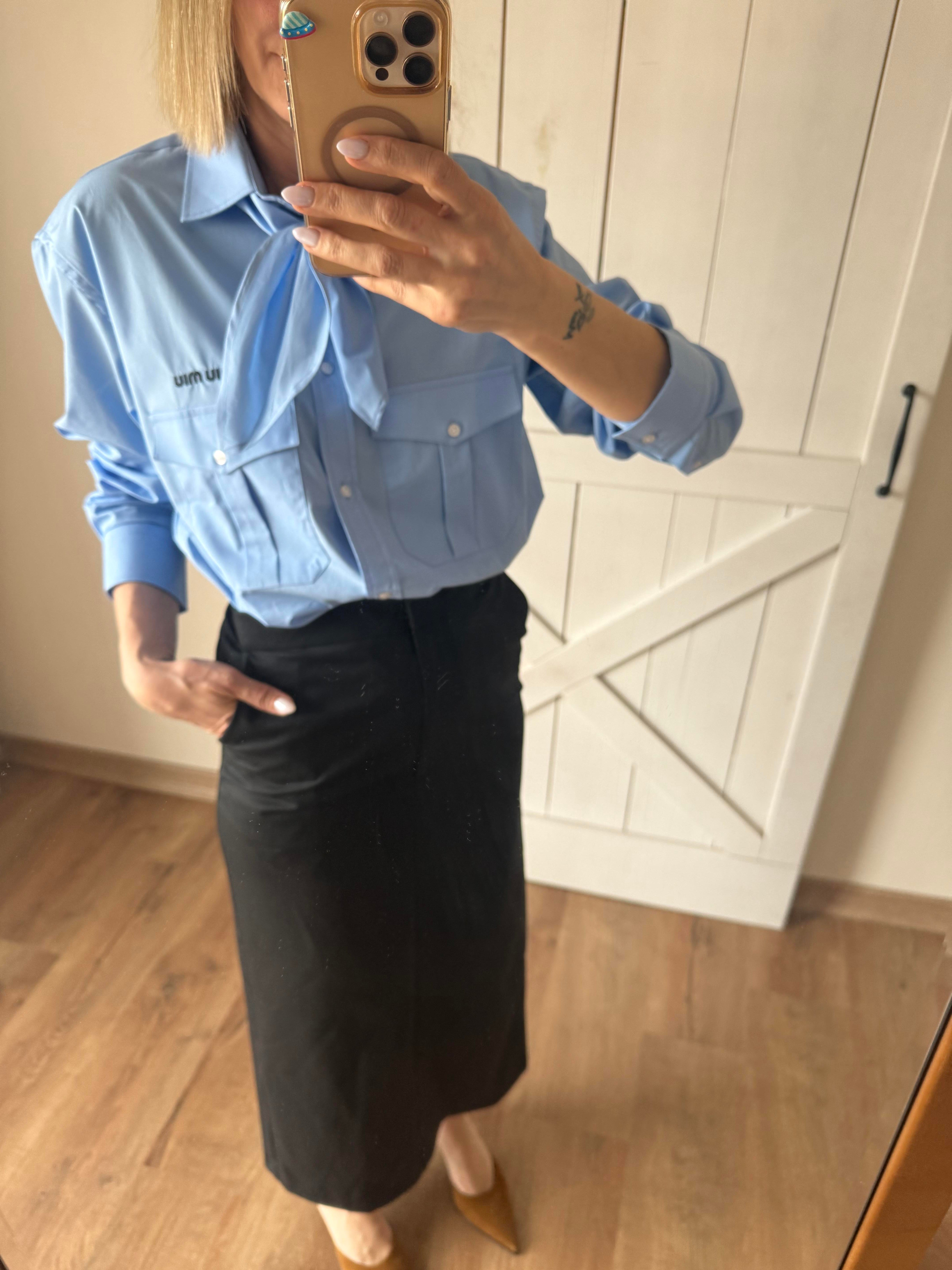 Arkası Yırtmaçlı Kalem Etek