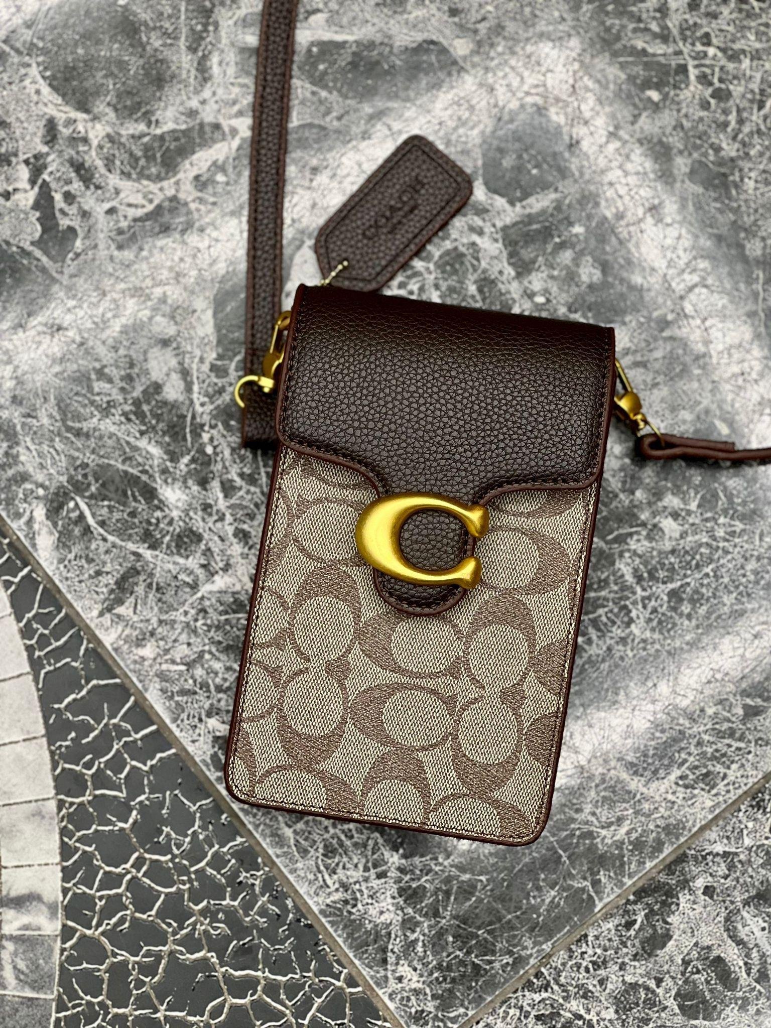 Askılı Telefonluk Latte